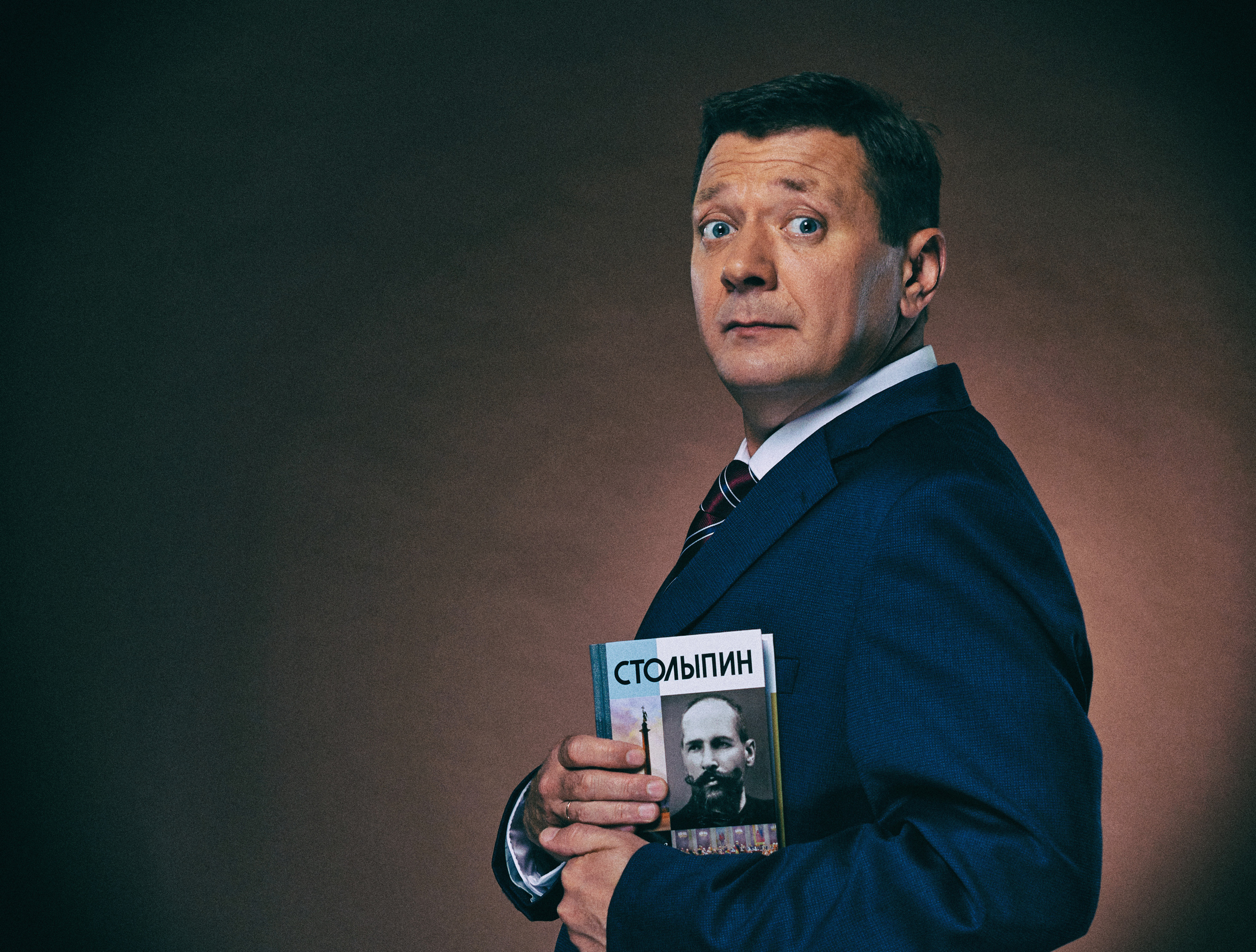 PORTRAIT. Www.apowerstudio.com