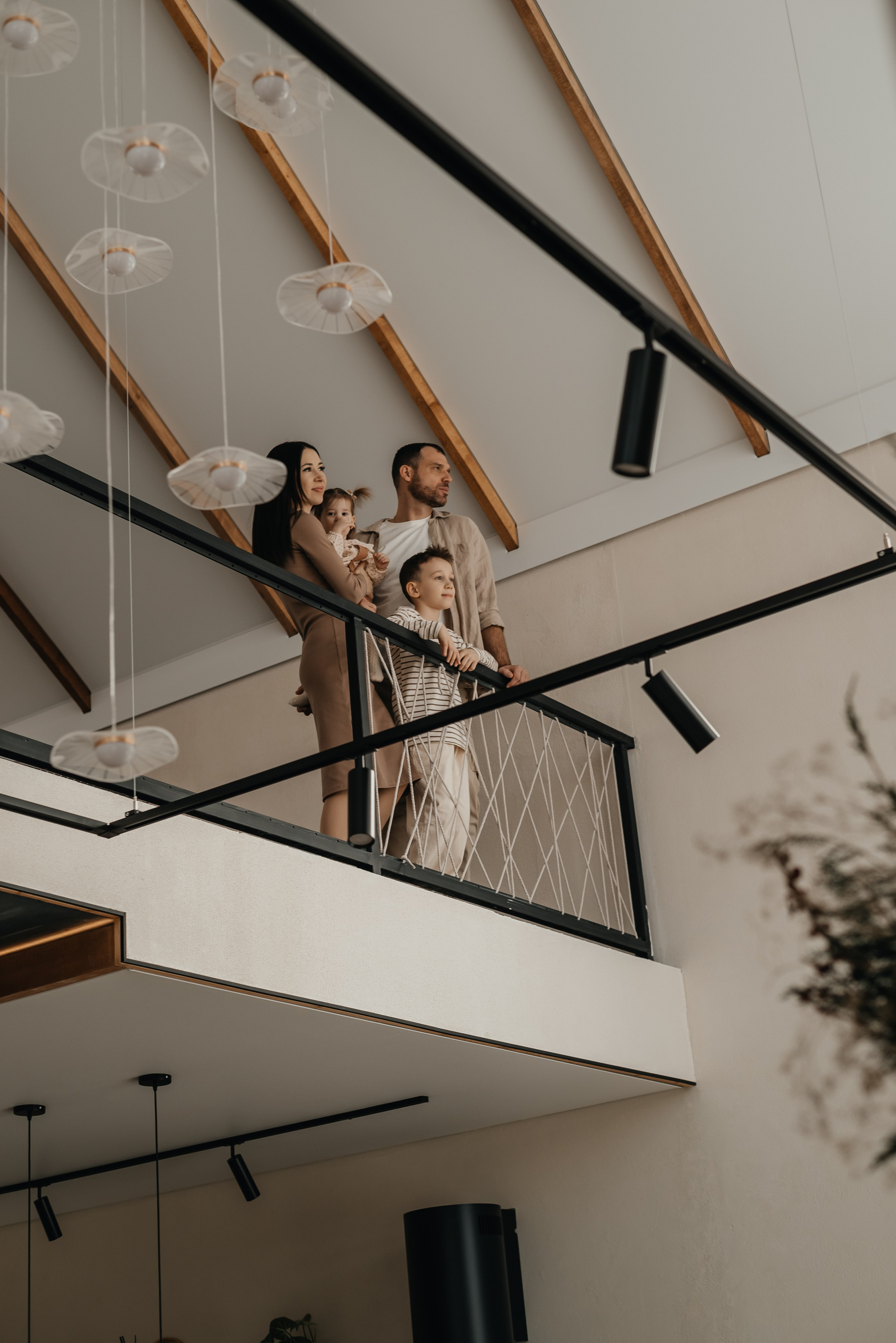 Семейная фотосессия в студии-дом. Семейный и детский фотограф Кущ Наташа