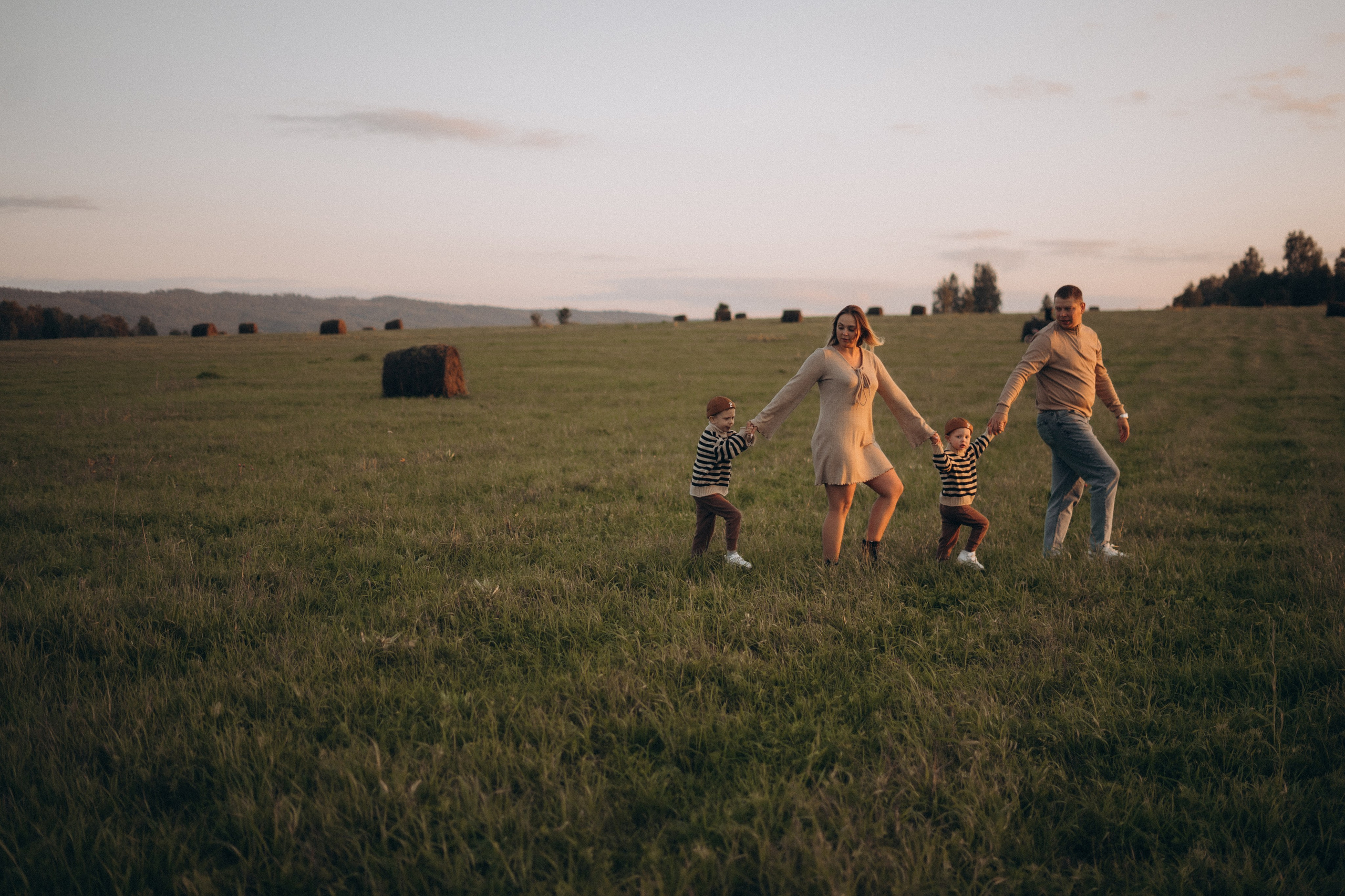 Вероника, Денис, Мирон и Марк. Главная