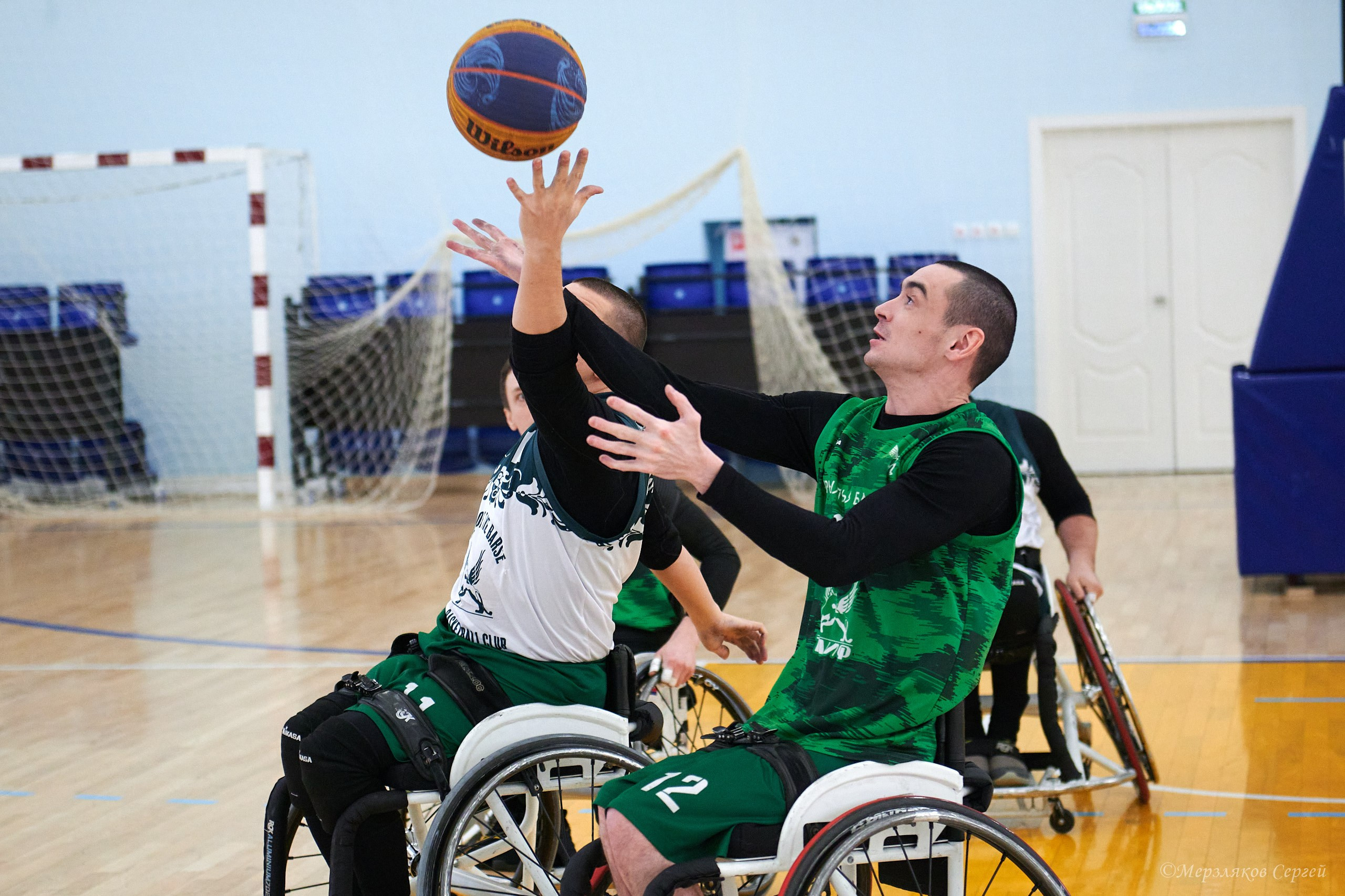 X традиционный Рождественский турнир по баскетболу на колясках. Ижевск. Спортивный репортажный фотограф в Ижевске Сергей Мерзляков