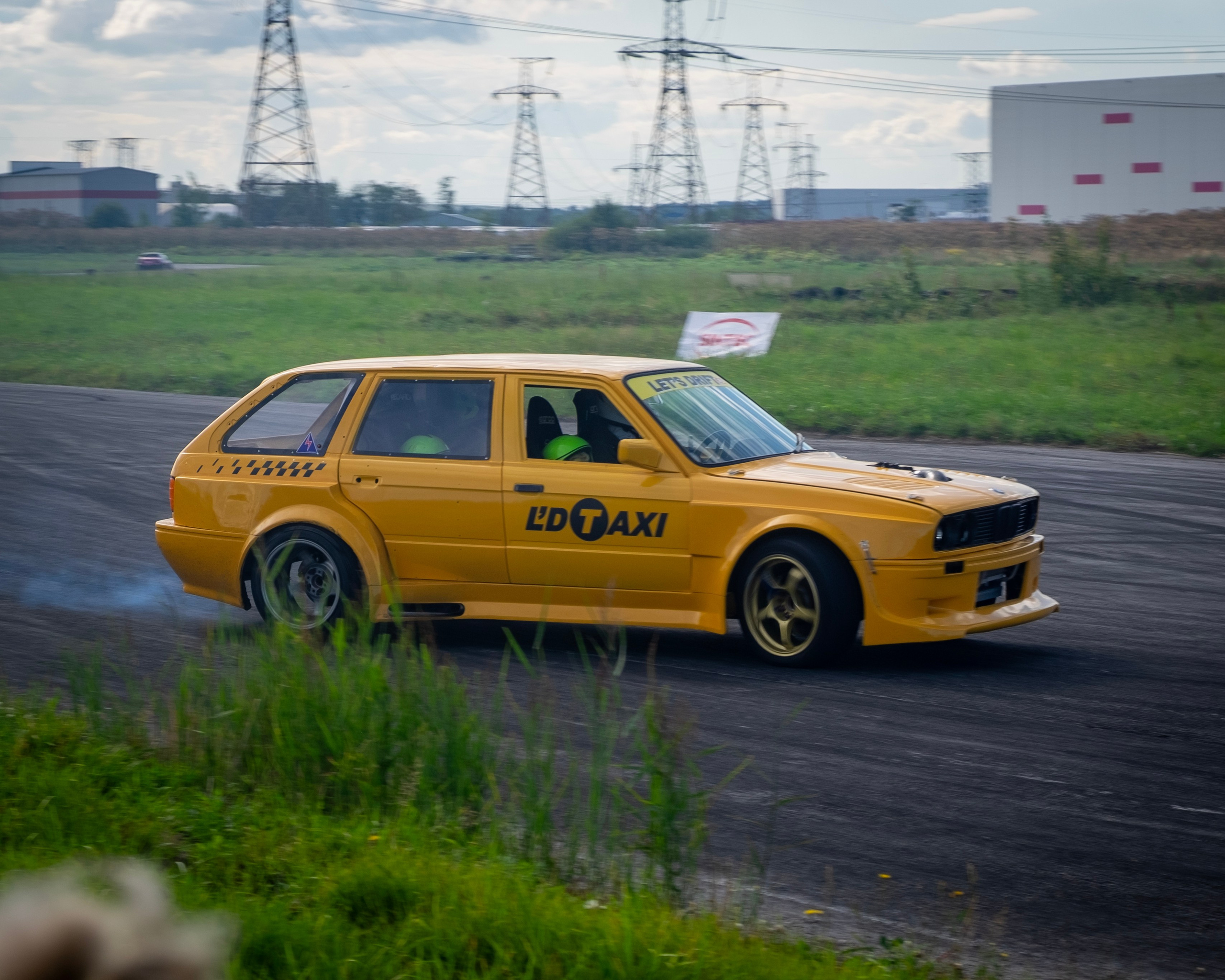 AUTODROM FEST. Автомобильные фотографии и рисунки в Санкт-Петербурги Пашков Дмитрий