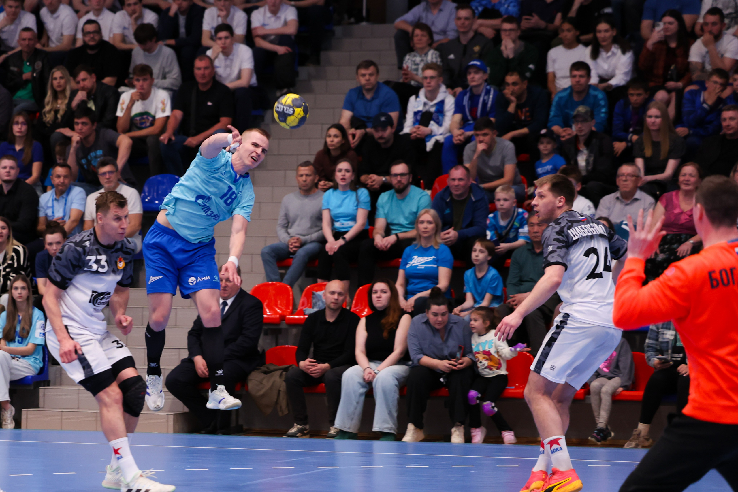 ГК Зенит — ГК ЦСКА финал ЧР2024/25 3 игра 28.05.2025. Спортивный и репортажный фотограф Антон Тереханов