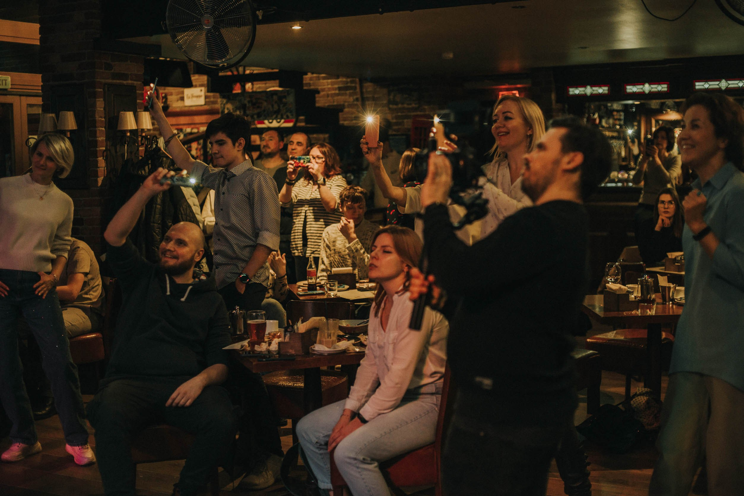 LifePub 16.03.2022. Московская кавер-группа BankBand