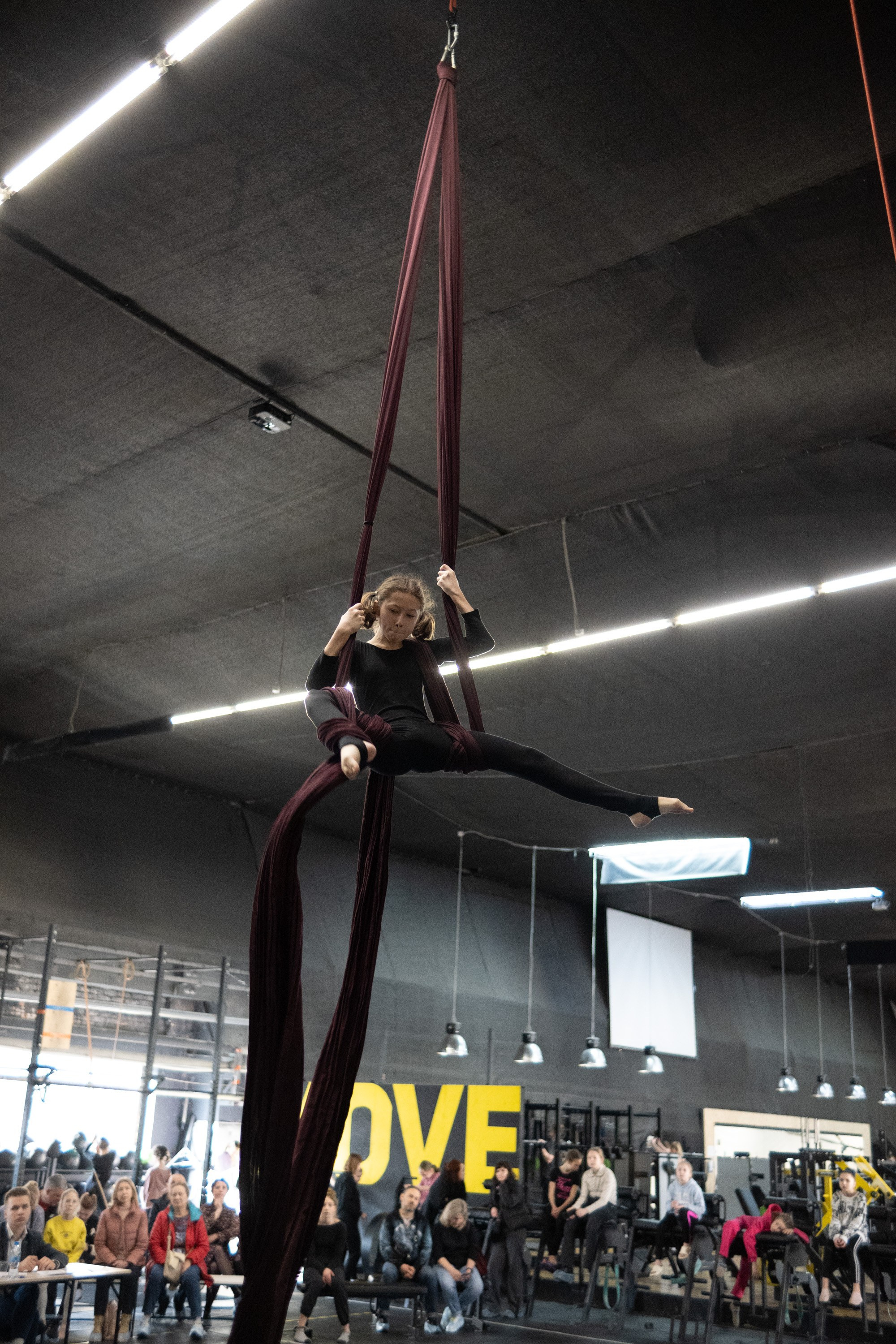 Внутриклубные соревнования по воздушной гимнастике 02.04.23