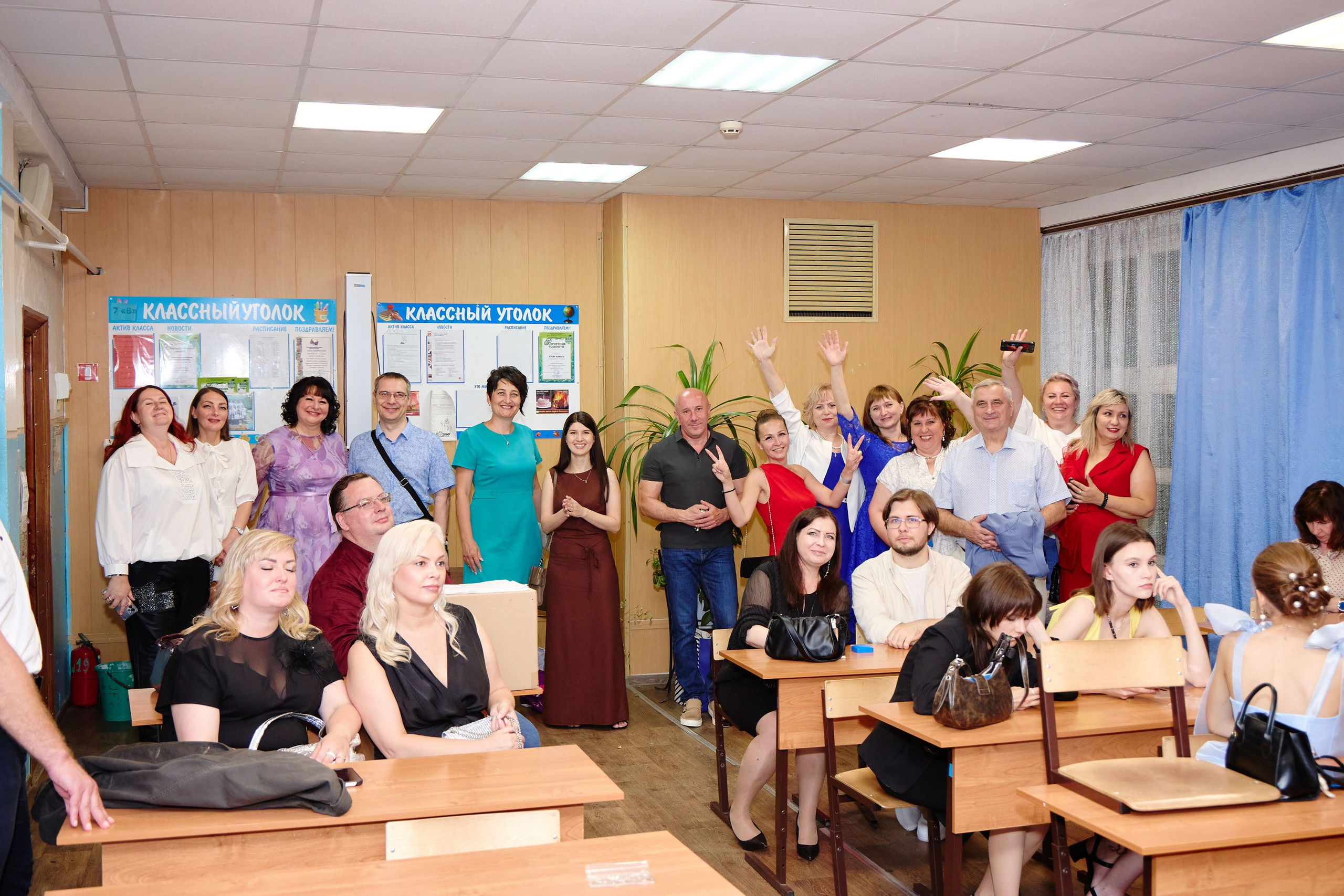 Выпускной 35 Сош. Фотограф Выпускные альбомы Таганрог Сергей Коробченко