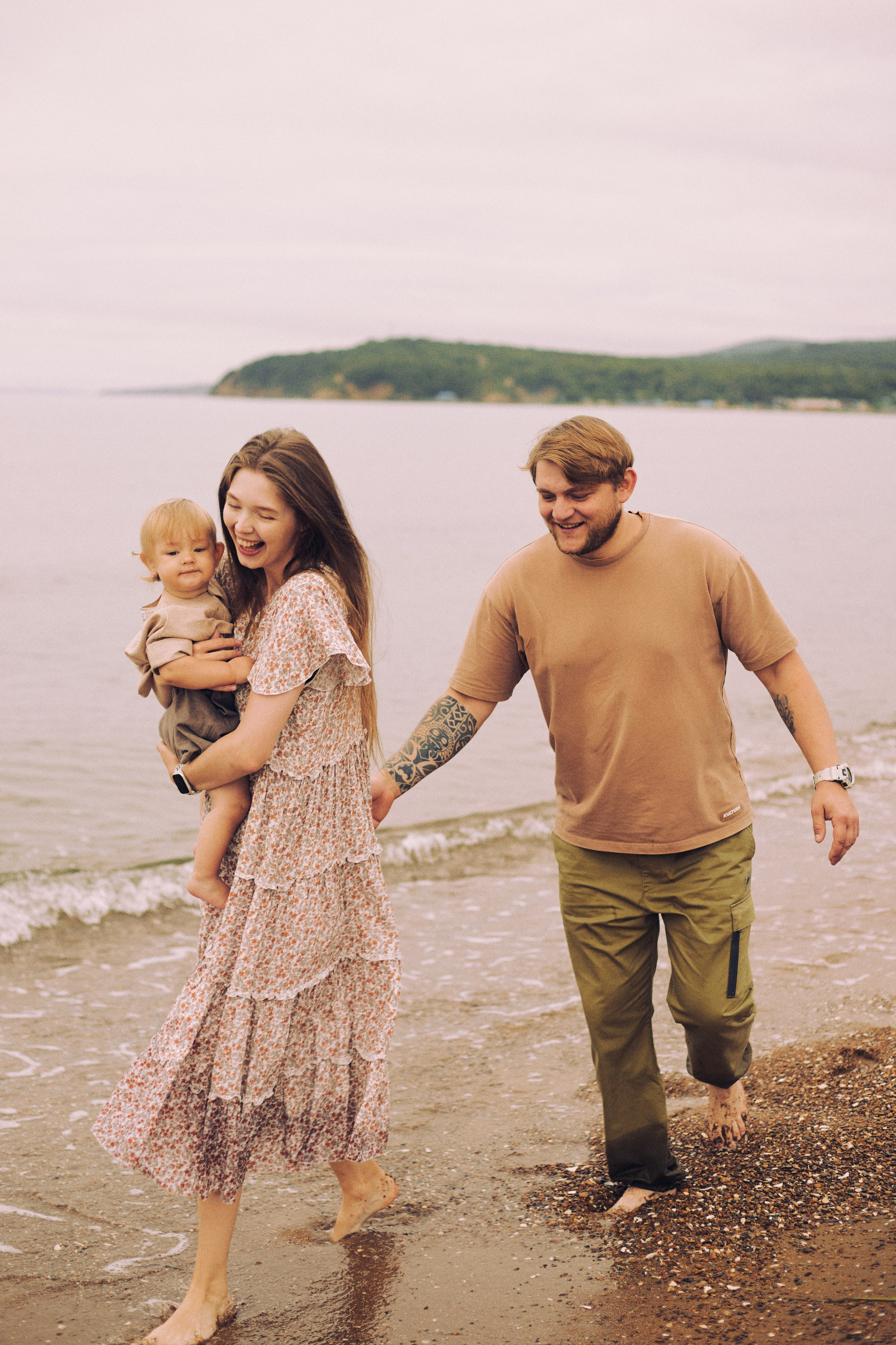 Маленькие ножки. Фотограф Ионова Анастасия, г Владивосток