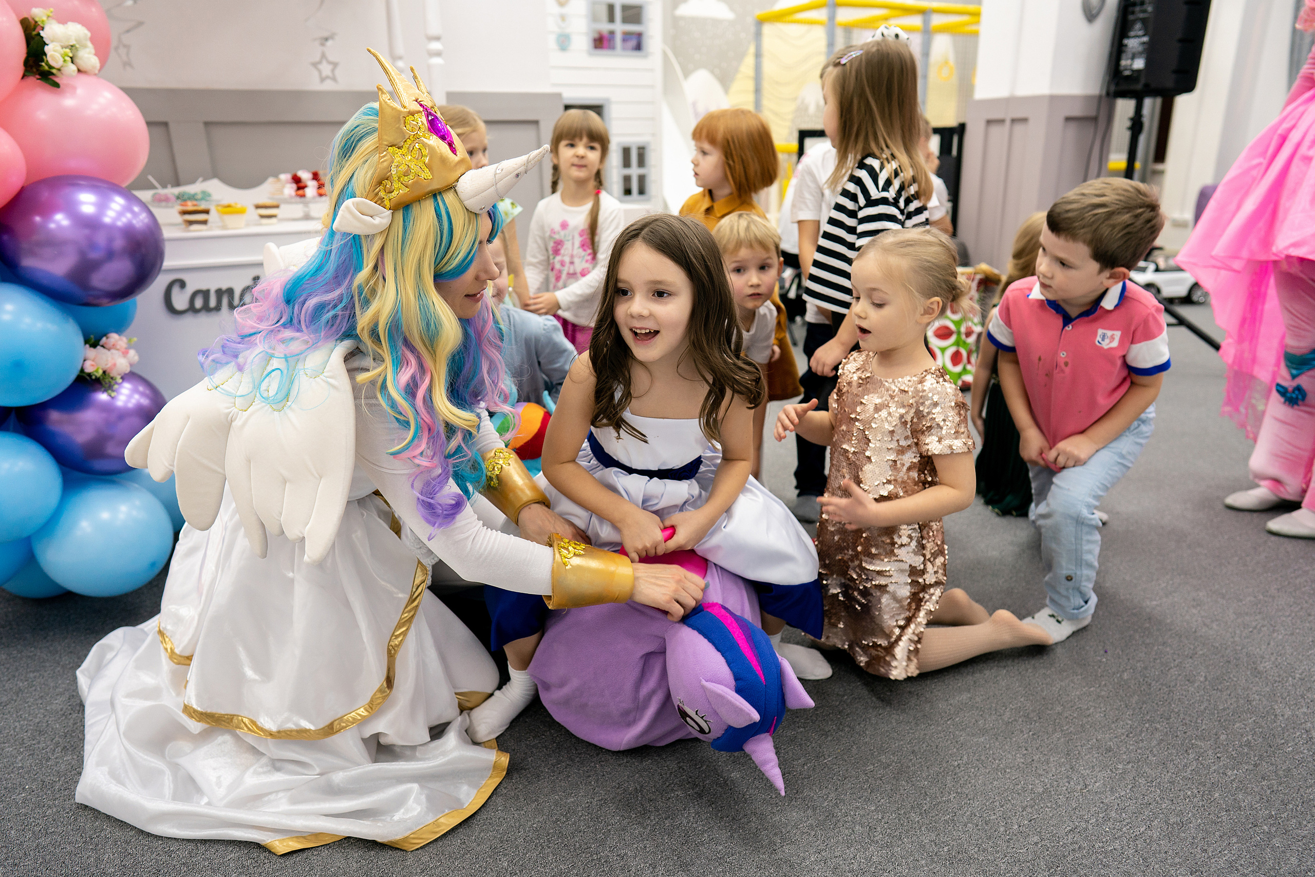 День Рождения Ирмы, 6 лет. Фотограф на Крещение и Венчание в Красноярске Рамазанова Юлия