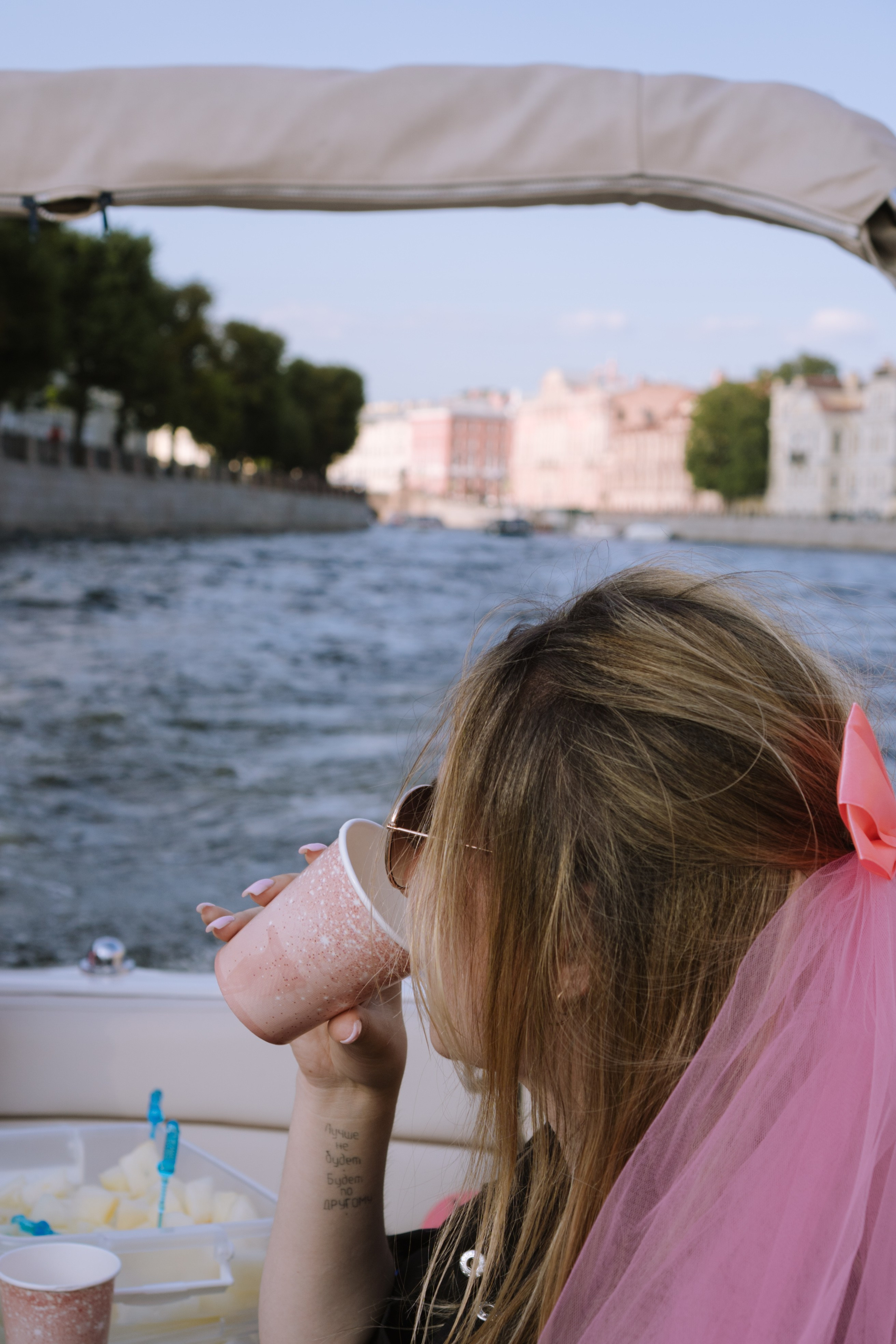 ДЕВИЧНИК НА КАТЕРЕ. Профессиональный фотограф, Санкт-Петербург — Виктория Богомолова