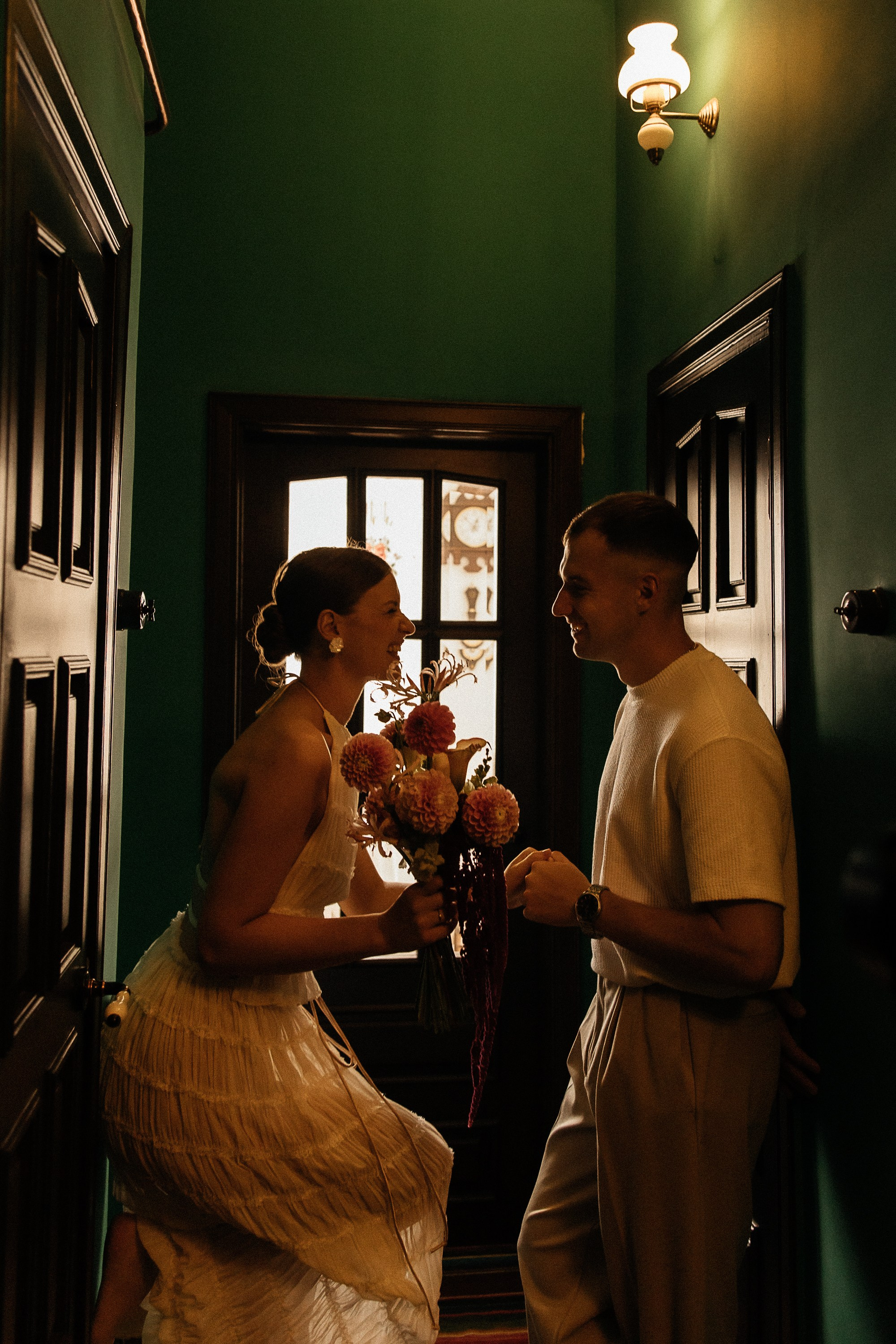 Свадьба в ретро-квартире. Свадебный и семейный фотограф Виолетта Сидельникова. Краснодар, Россия, Беларусь, Европа