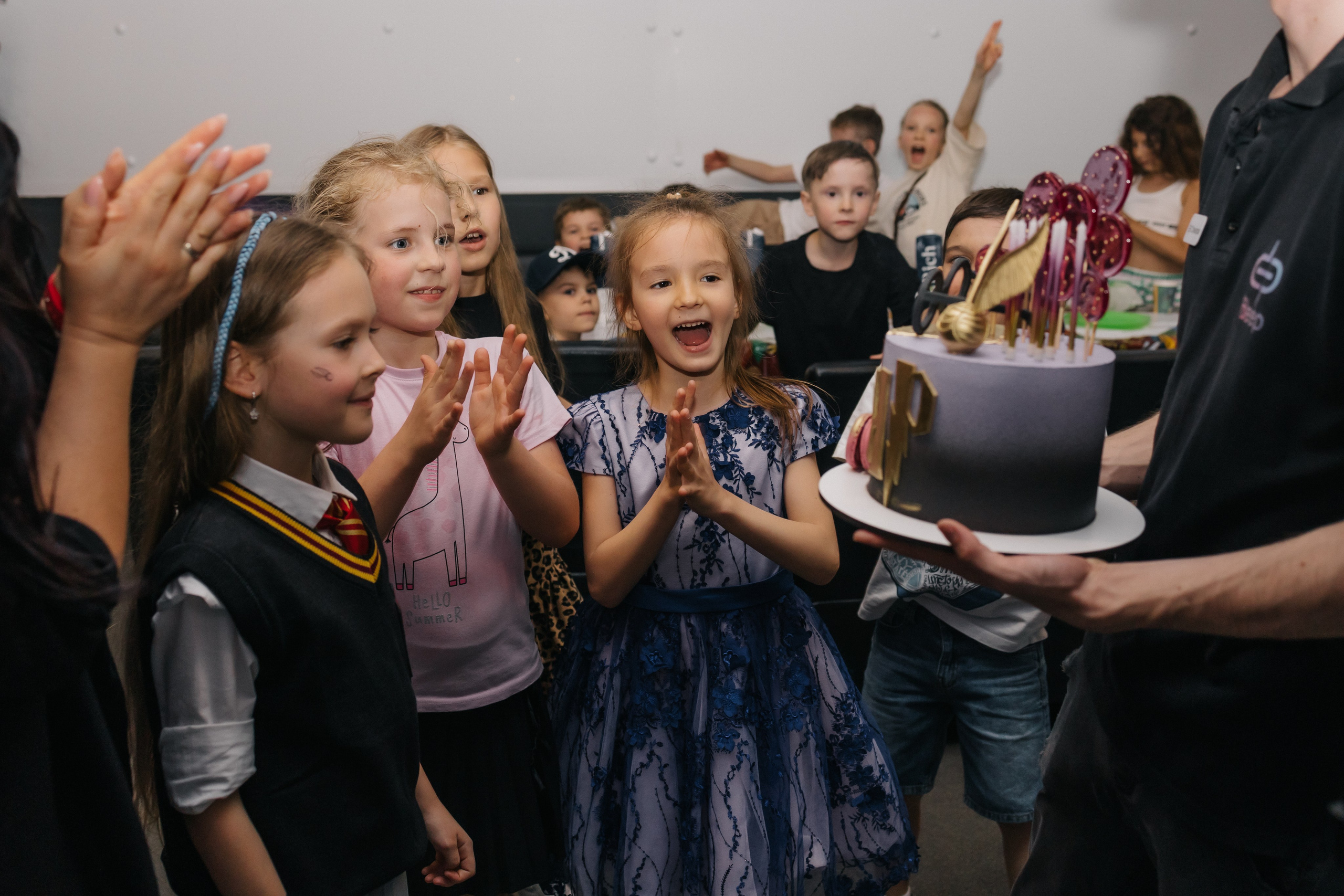 8 лет Арианны. СЕМЕЙНЫЙ ФОТОГРАФ В САРАТОВЕ