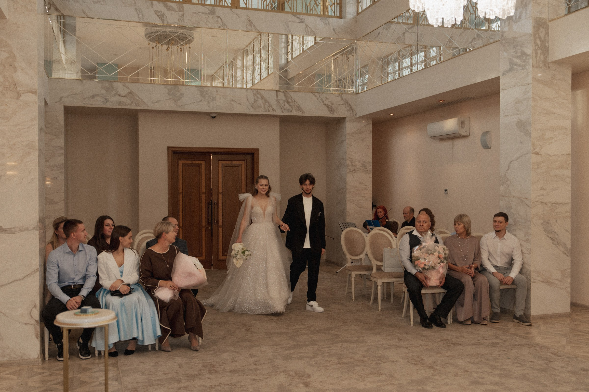 Д ♡ Е — Пушистая верность и клубника на торте. Свадебный и портретный фотограф в Москве, Светлана Янковая