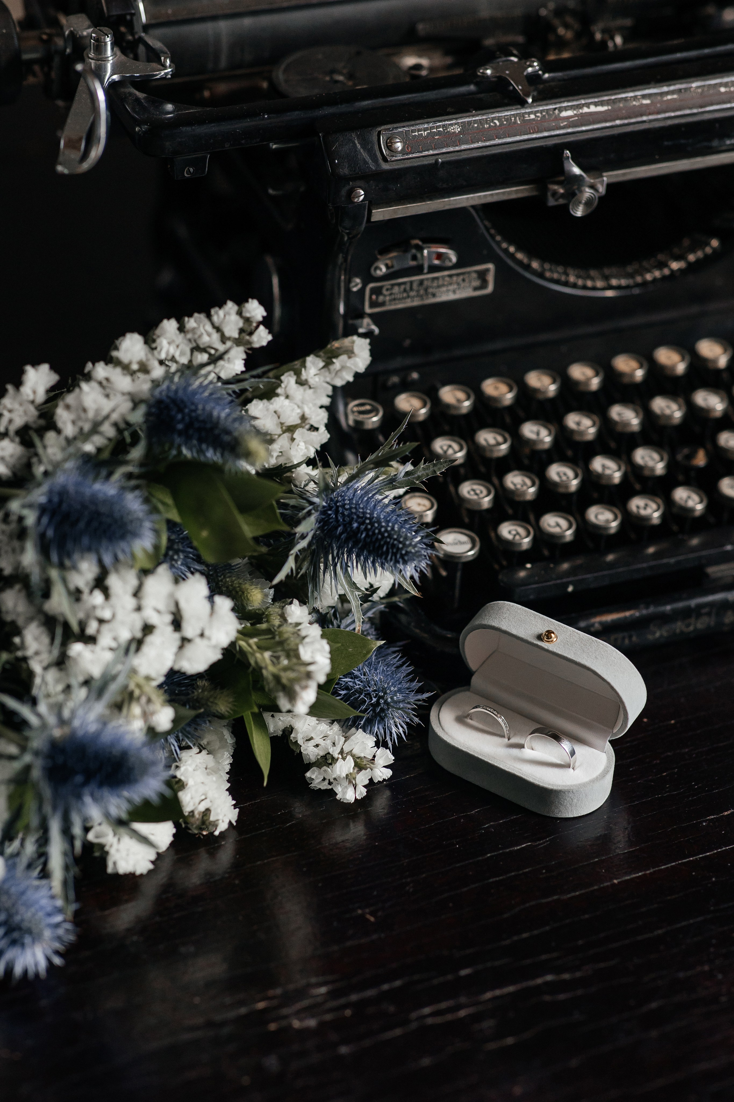 Свадебная фотосессия в Усадьбе в Москве. Свадебный фотограф в Москве Дарья Олендарёва