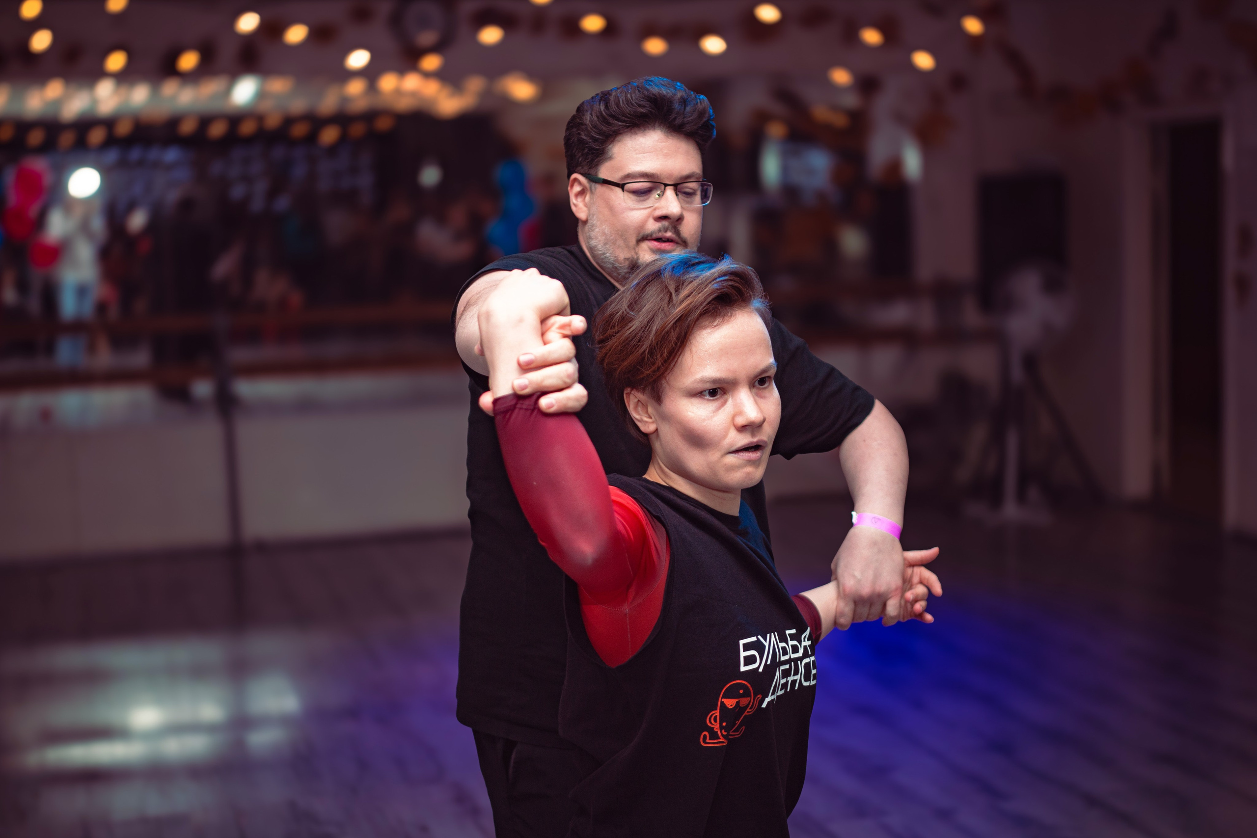 Dance cafe вечеринка