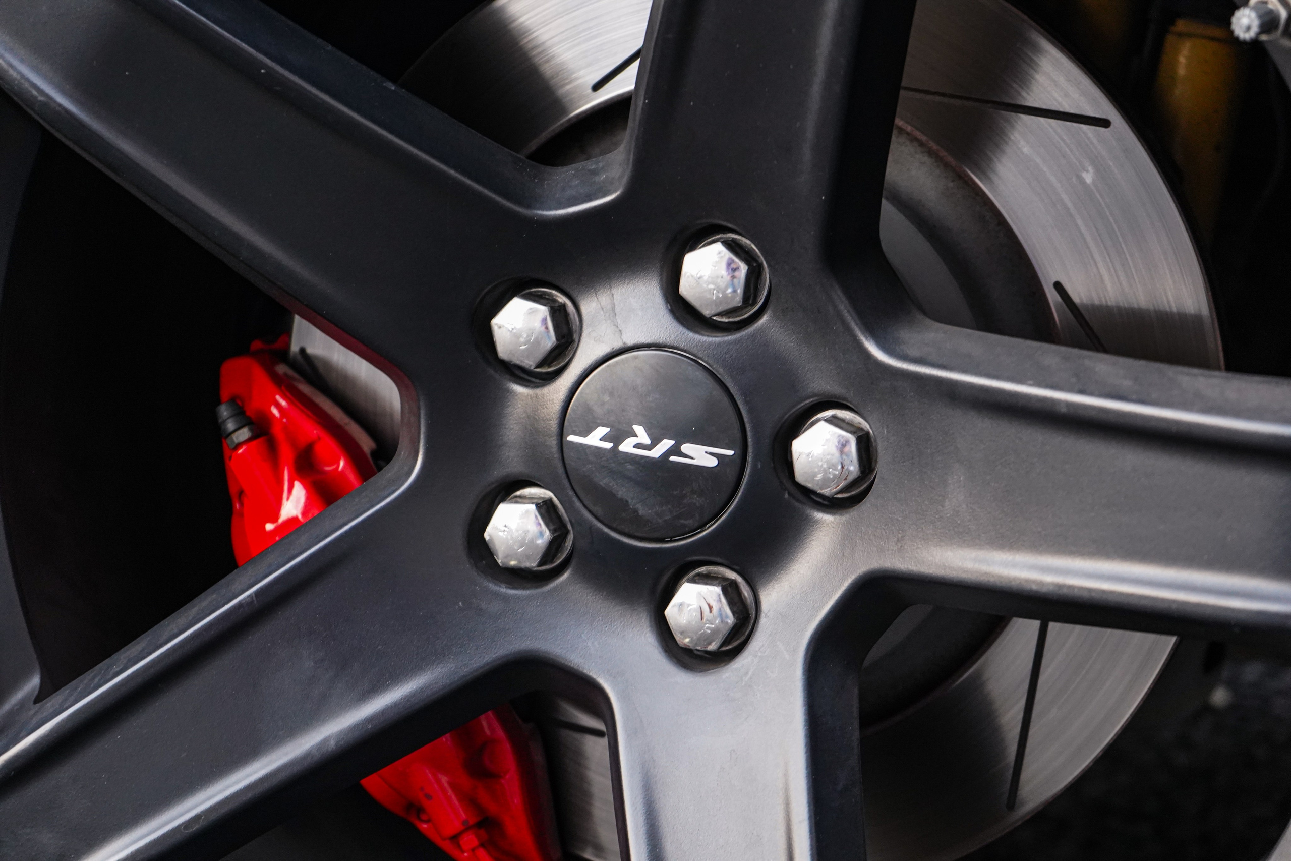 Dodge Charger Hellcat. Автомобильный фотограф Шакая Кирилл