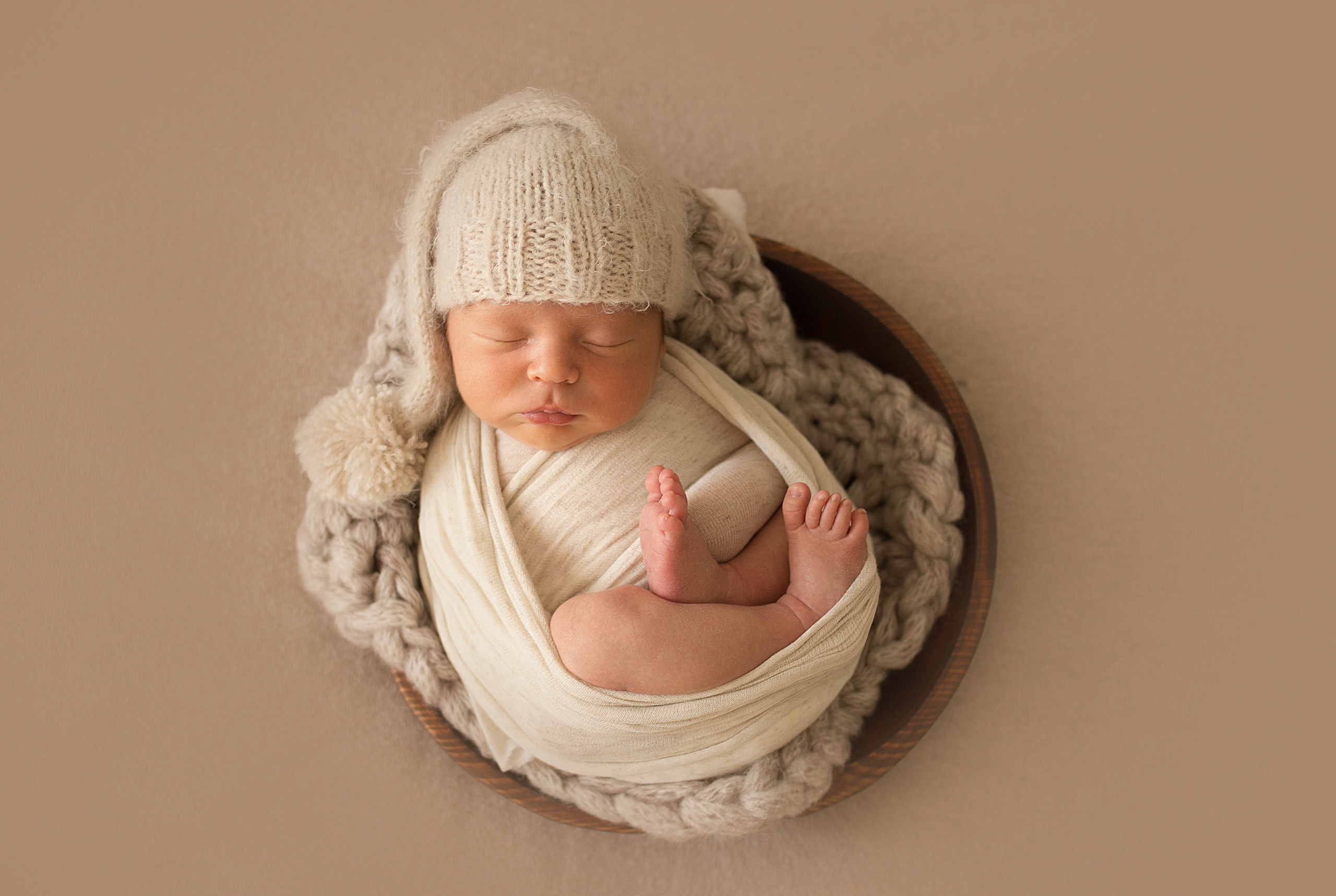 Фотосессия новорождённого. Фотограф новорождённых малышей и детский фотограф В Казани Лана Максим