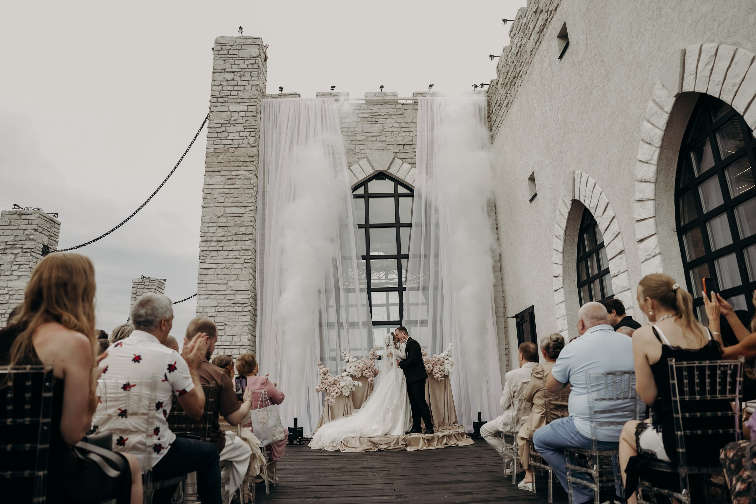 Свадебное агентство Красноярск, организация свадьбы Красноярск, выездная регистрация Красноярск, выездная церемония Красноярск, свадебная церемония Красноярск, ведущая церемонии Красноярск, церемониймейстер Красноярск, выездной регистратор Красноярск, свадьба на природе Красноярск, свадебное платье Красноярск, костюм жениха, букет невесты, оформление свадьбы Красноярск, свет на свадьбу в Красноярске, фотограф Красноярск, ведущий на свадьбу Красноярск, декор свадьбы Красноярск, декоратор Красноярск, организатор Красноярск, свадьбы Красноярск, макияж невесты Красноярск, свадебная арка Красноярск, организация церемонии Красноярск,  спецэффекты для свадьбы Красноярск, цветной дым на церемонию Красноярск
