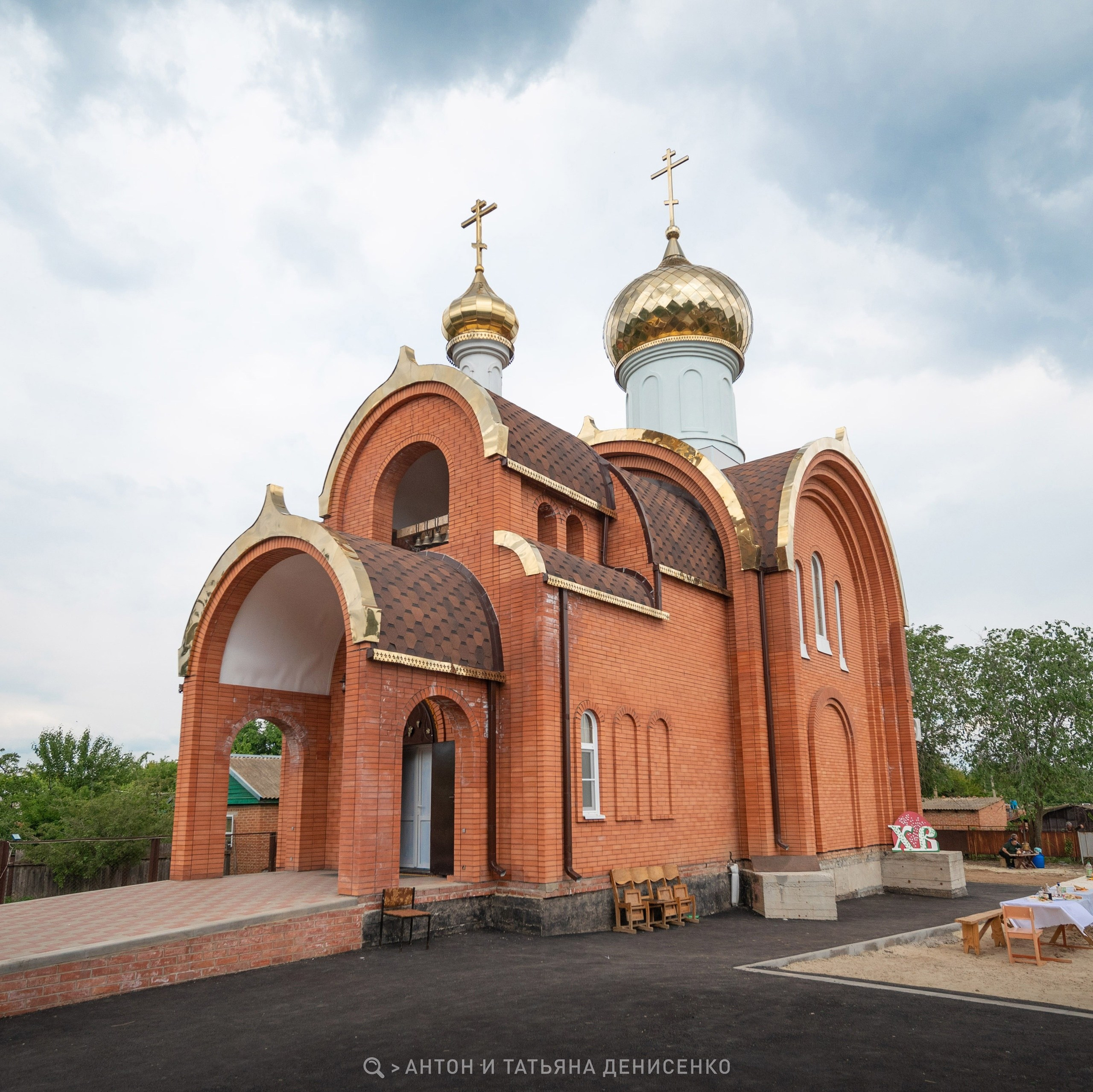 ГЛАВНАЯ / ПОРТФОЛИО. Антон и Татьяна Денисенко — В храме