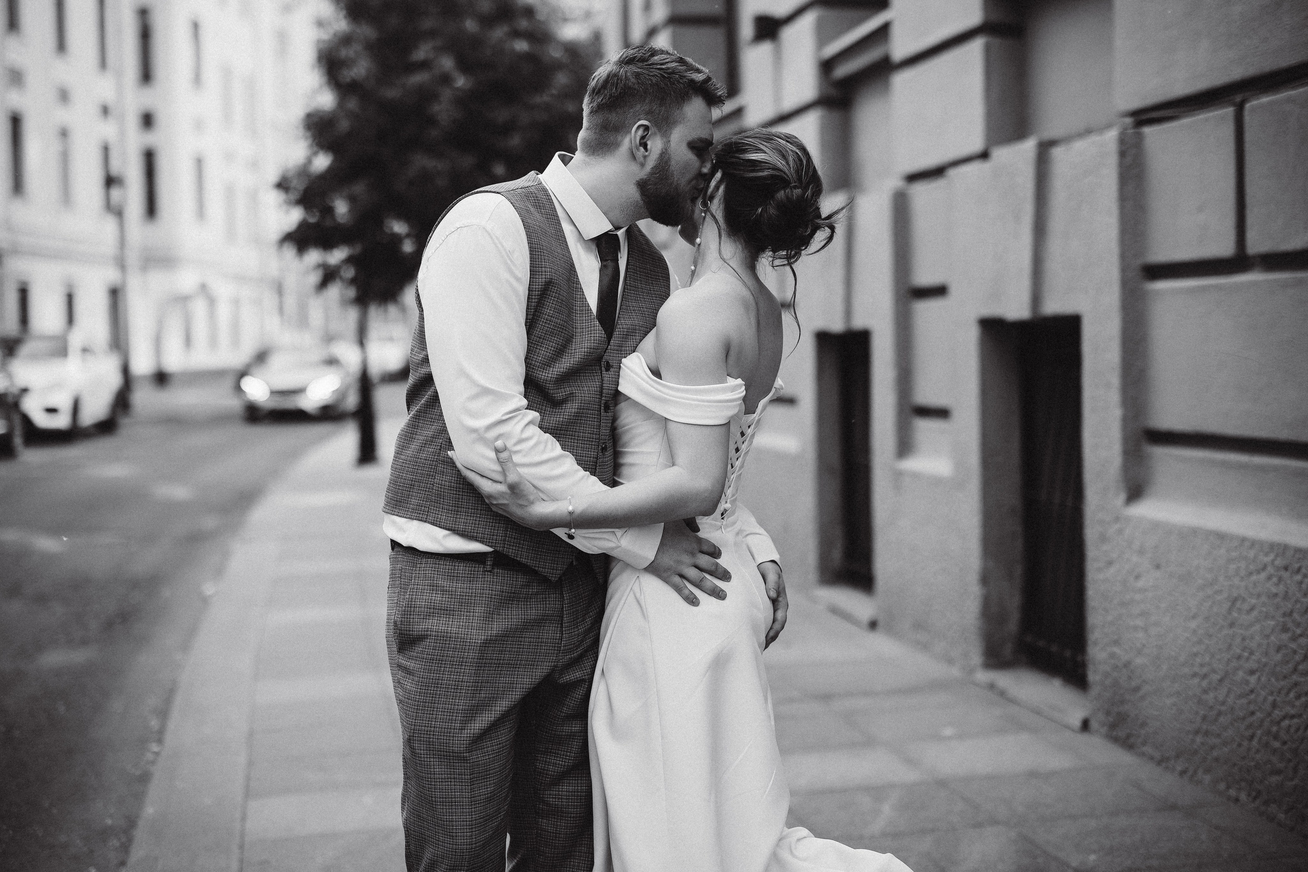 Целуй руками, обнимай губами. Свадебный фотограф в Москве | Профессиональный фотограф | Выгодные цены на услуги