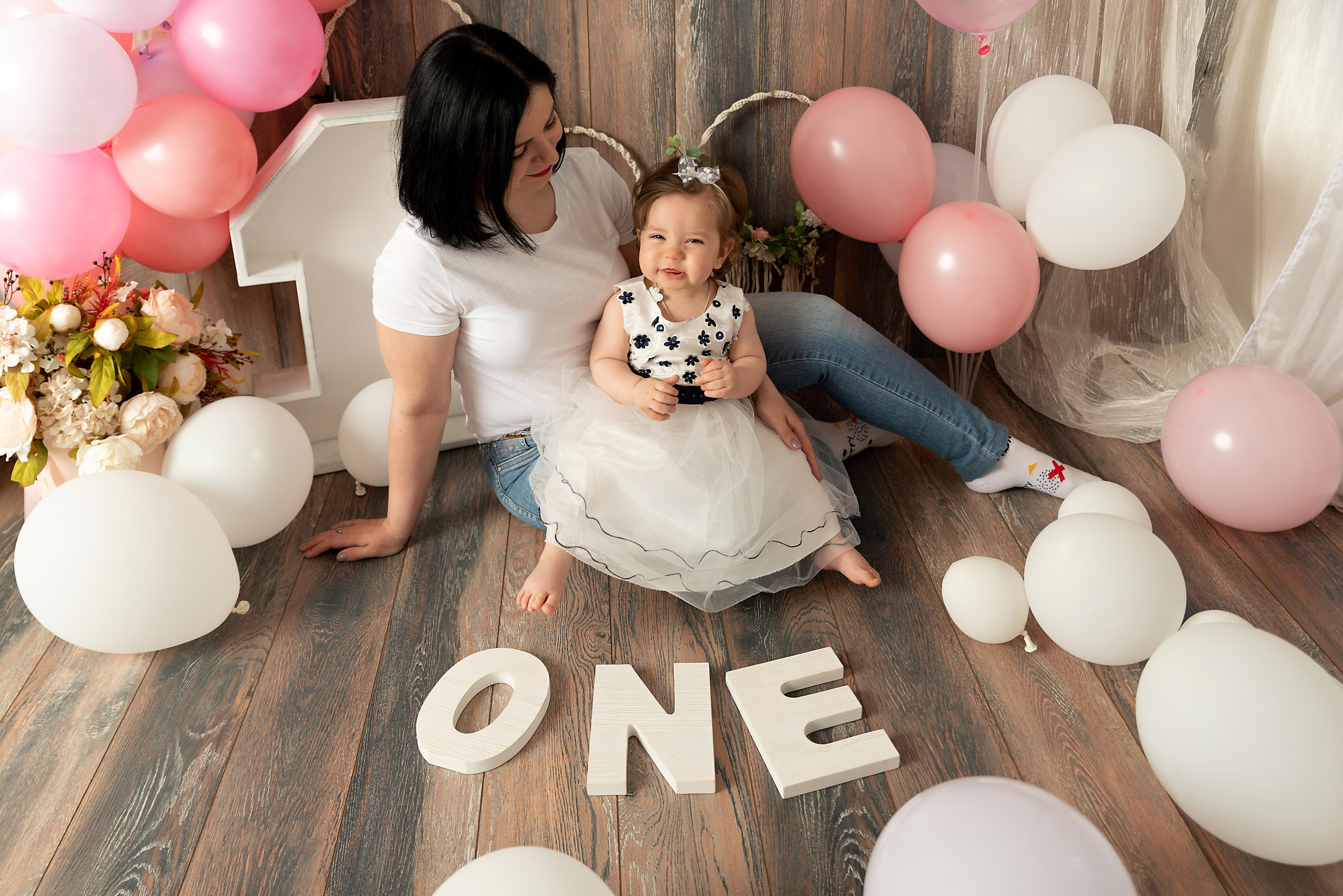 Первый День рождения. Фотограф новорожденных в Нижневартовске Лара Курдюкова