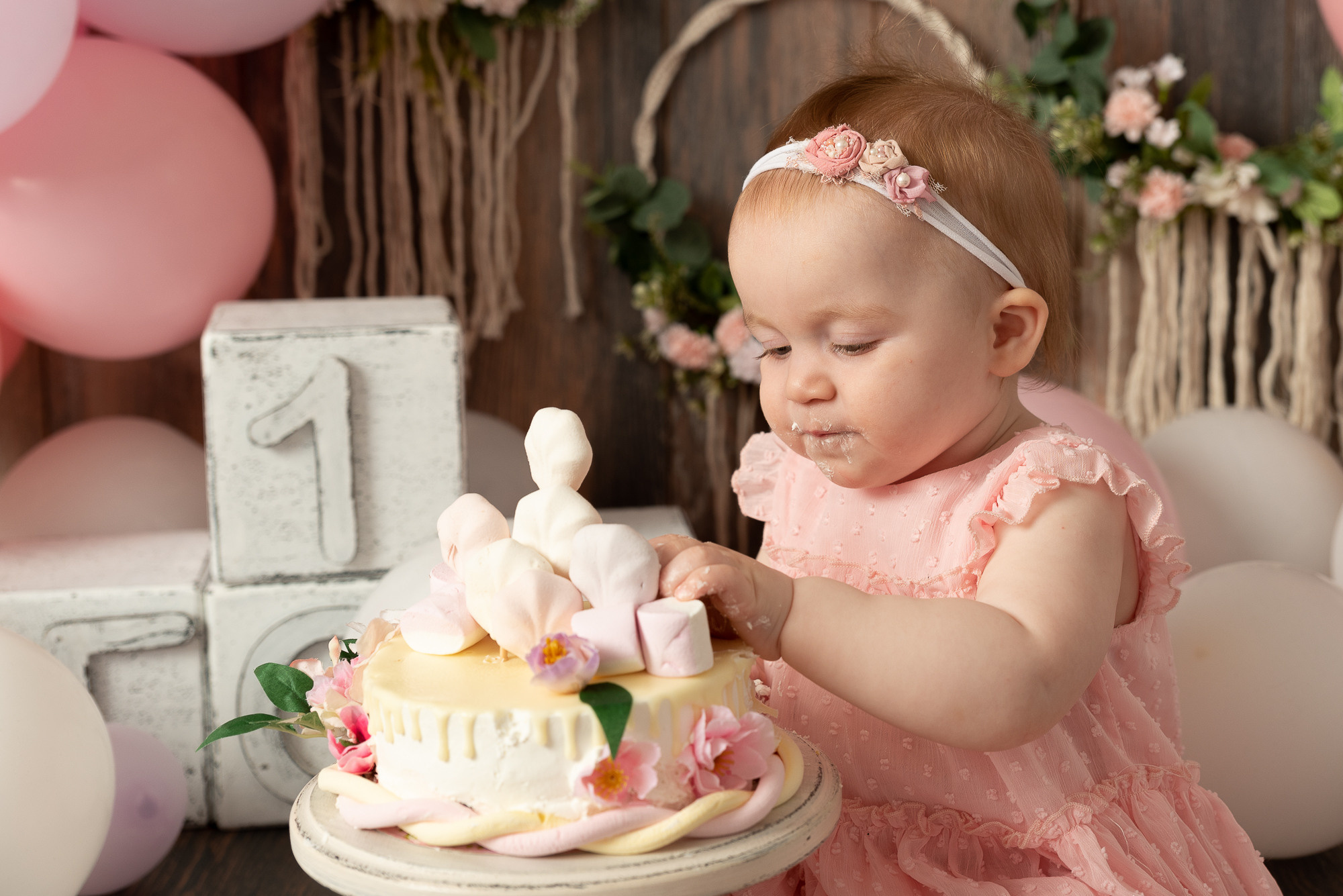 Первый День рождения. Фотограф новорожденных в Нижневартовске Лара Курдюкова