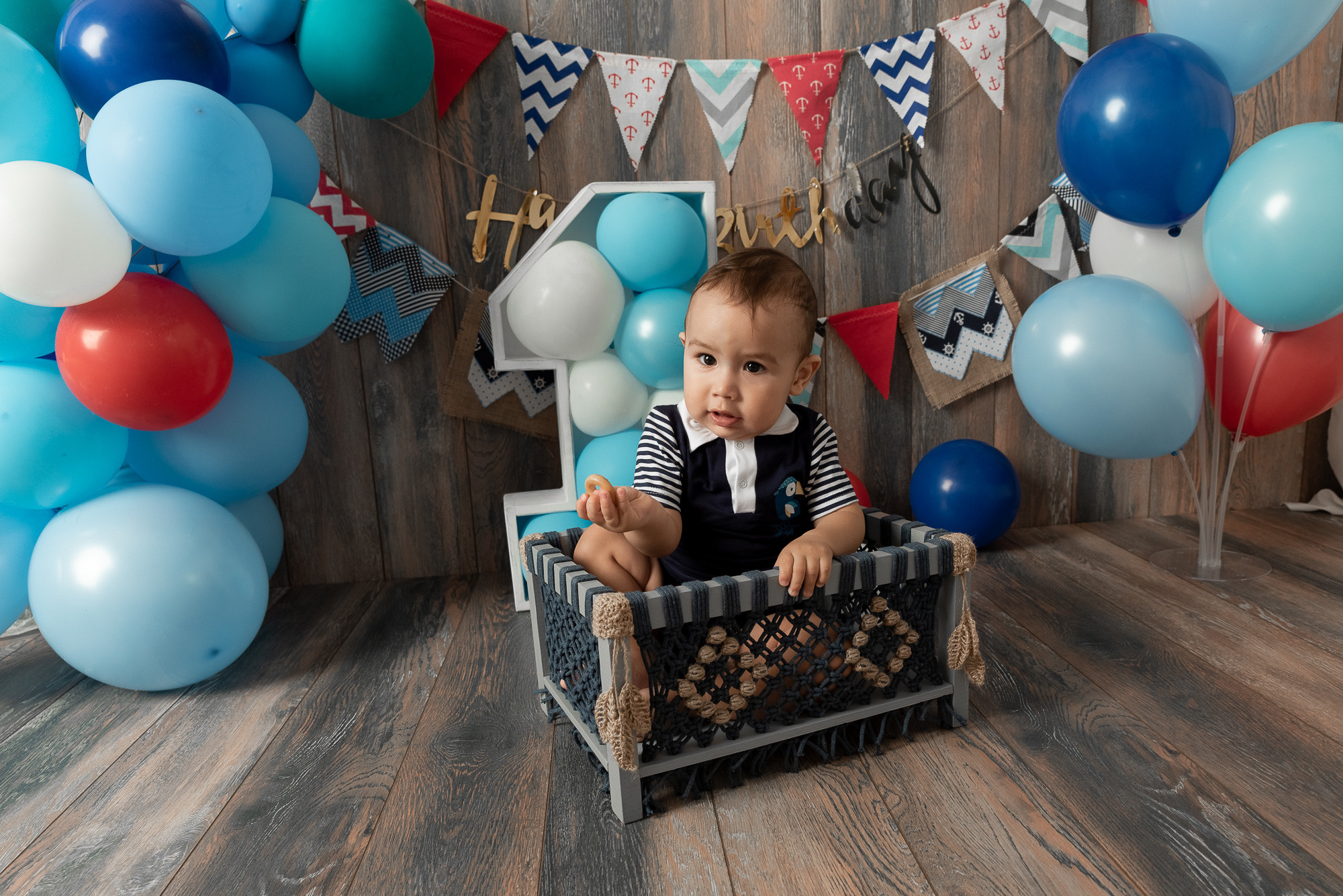 Первый День рождения. Фотограф новорожденных в Нижневартовске Лара Курдюкова