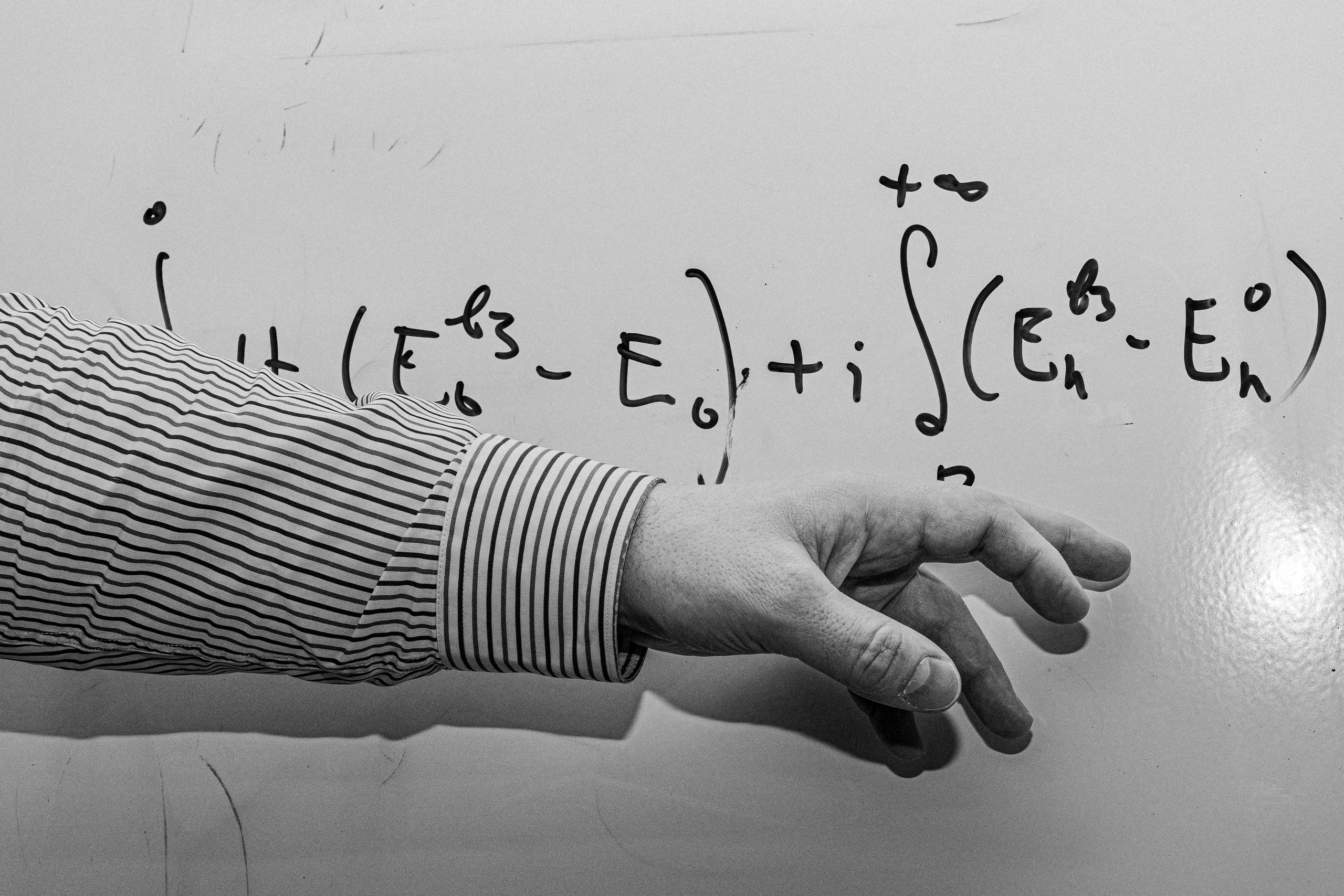 We Are Physicists. Artisistic photographs of Lena Sokolova