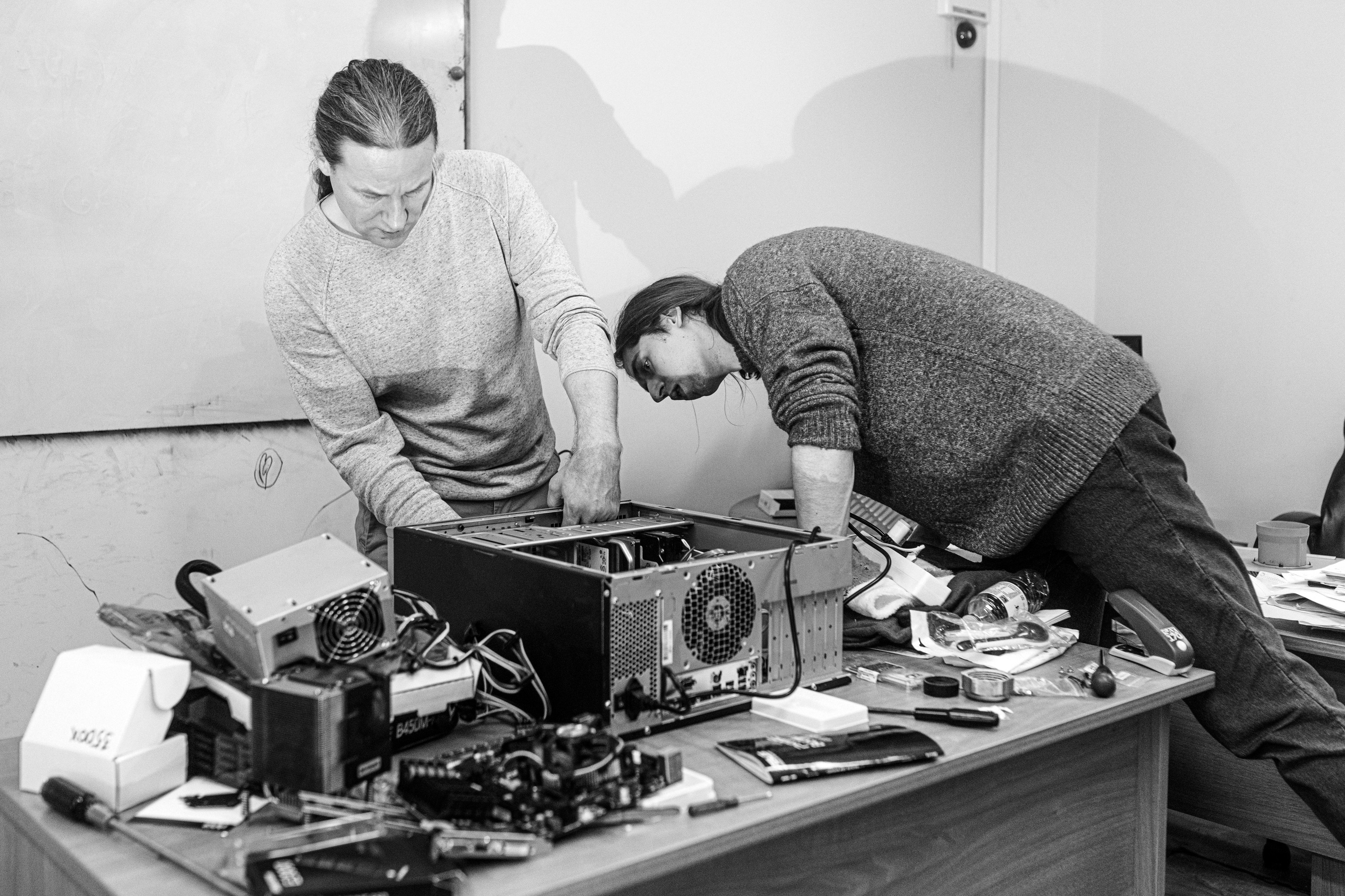 We Are Physicists. Artisistic photographs of Lena Sokolova