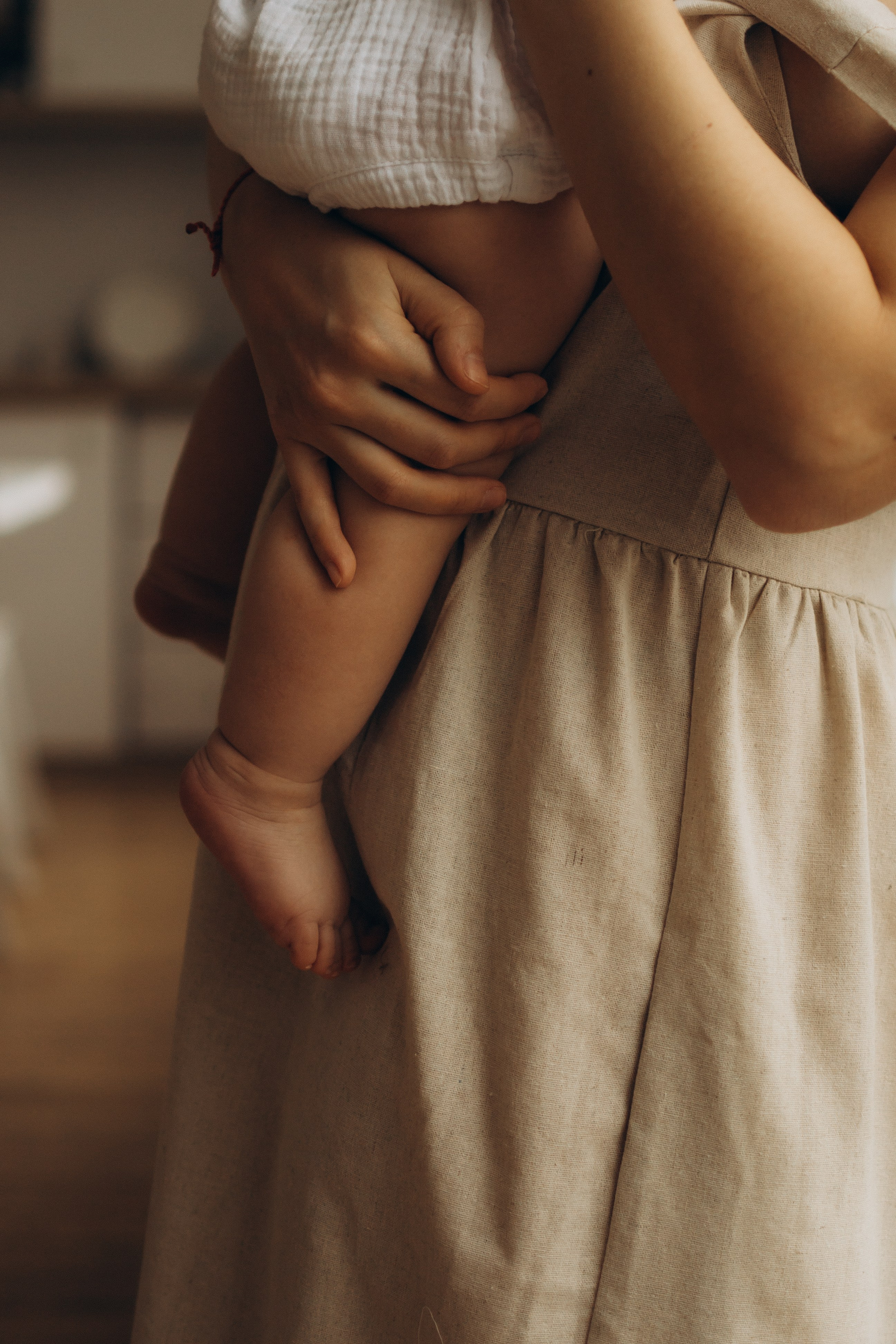 Регина и малыш Дима. Семейный, домашний, ньюборн фотограф Москва Цветкова Елизавета