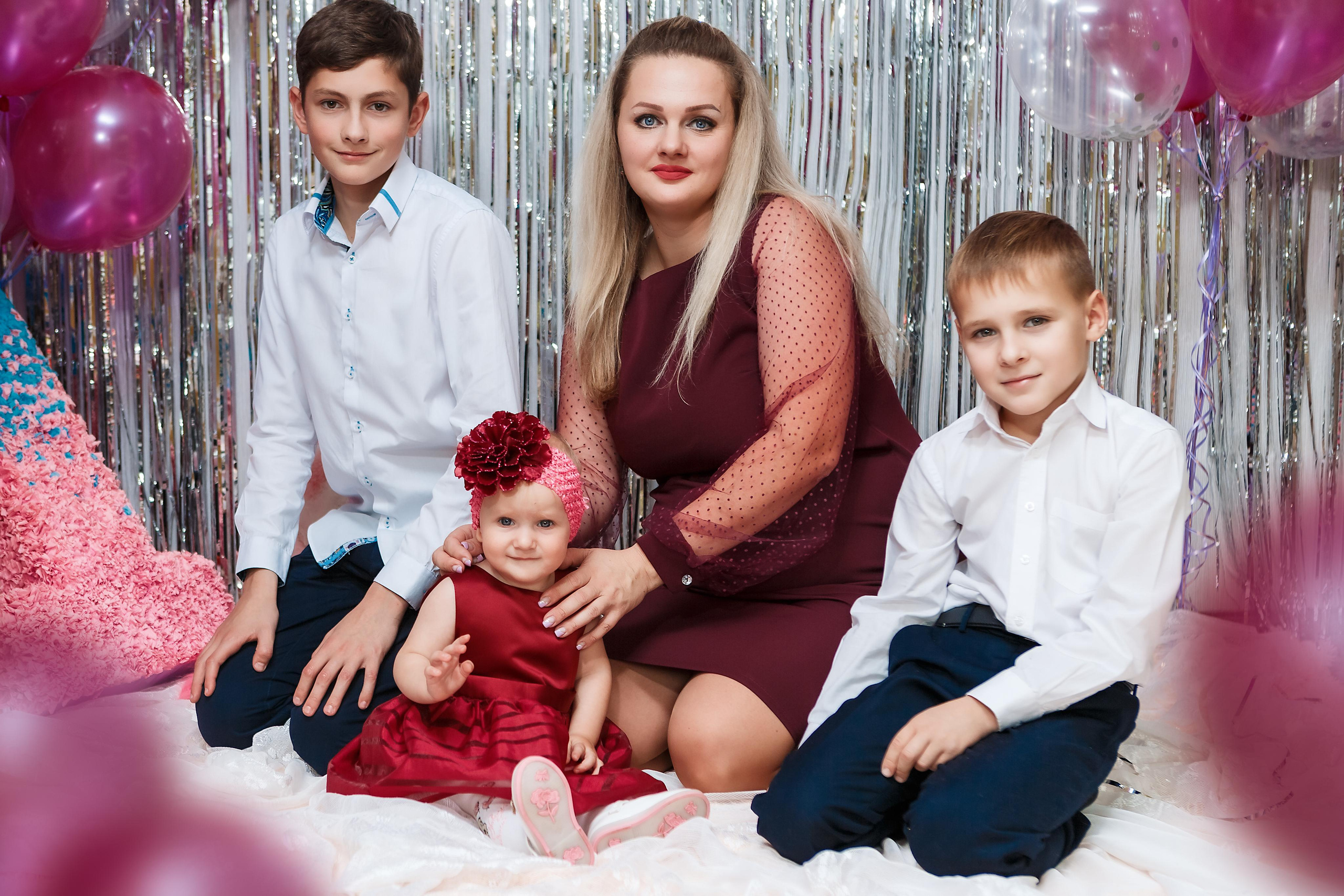 Лизоньке 1 годик. Детский, семейный фотограф в Южно-Сахалинске, Невельске и Холмске