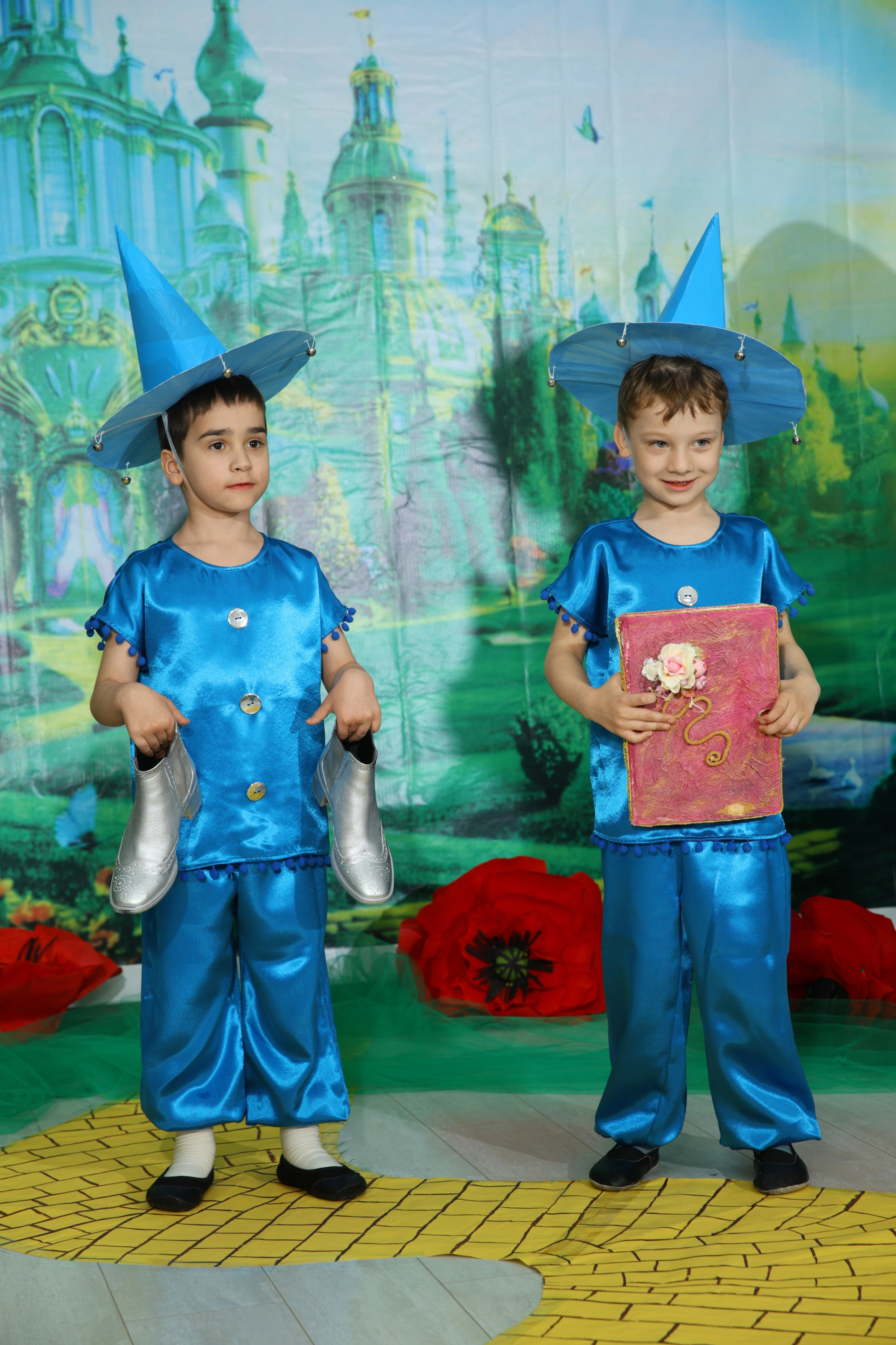 Сами с Усами, утренник в детсаду