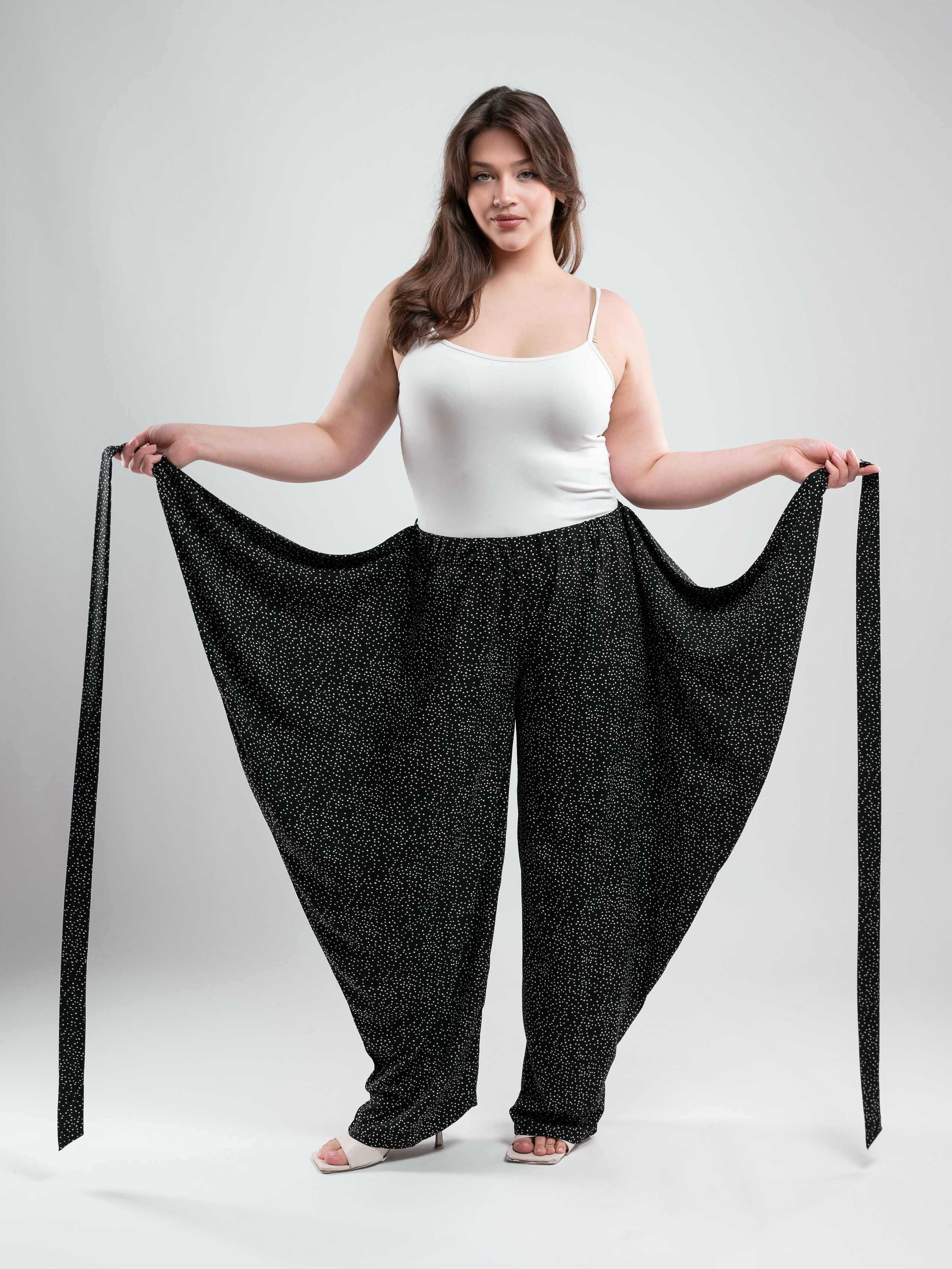 Брюки трансформеры. Предметный фотограф, фото для маркетплейсов Пятигорск, КМВ