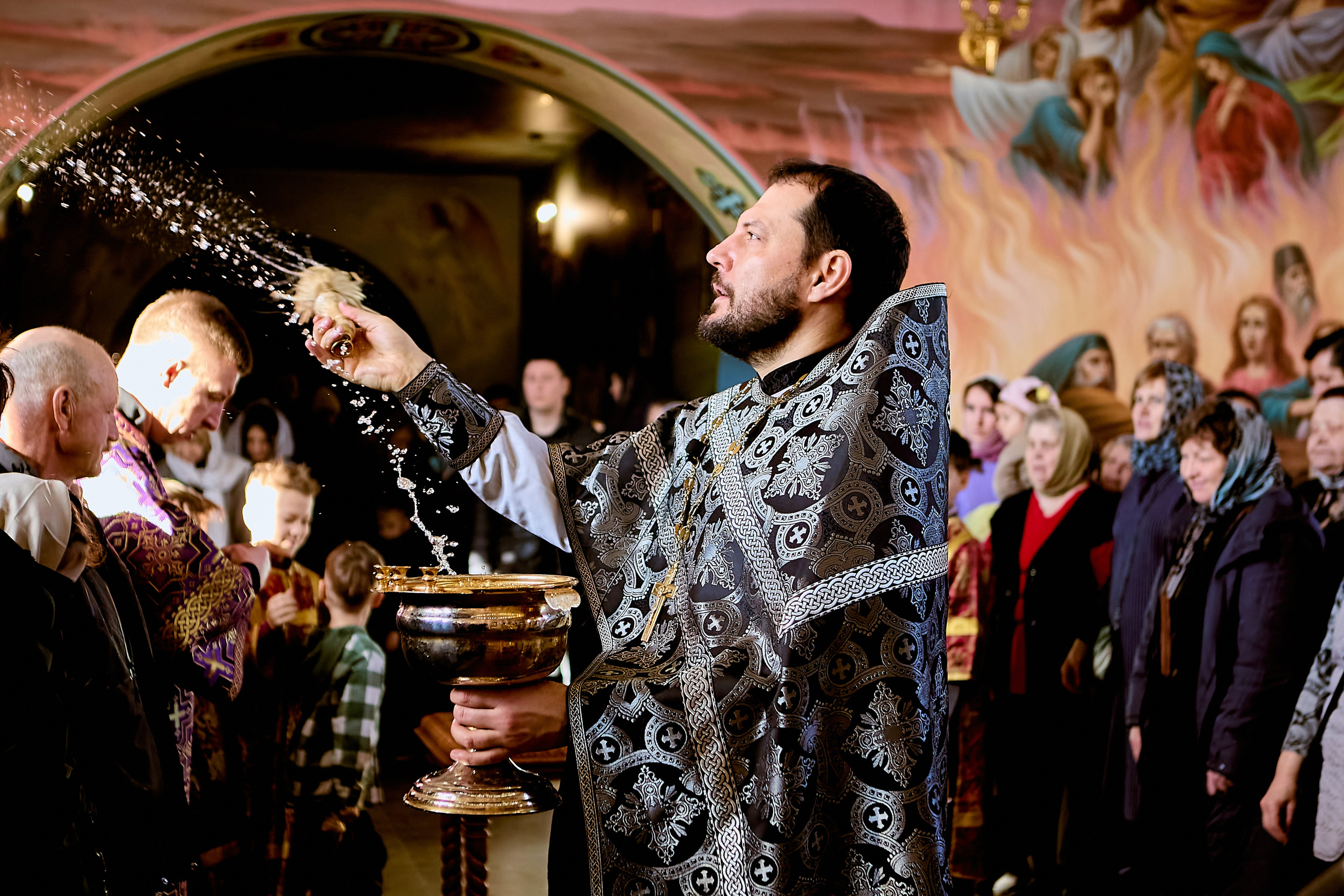 Фотографии в храме во второе Воскресение Великого поста