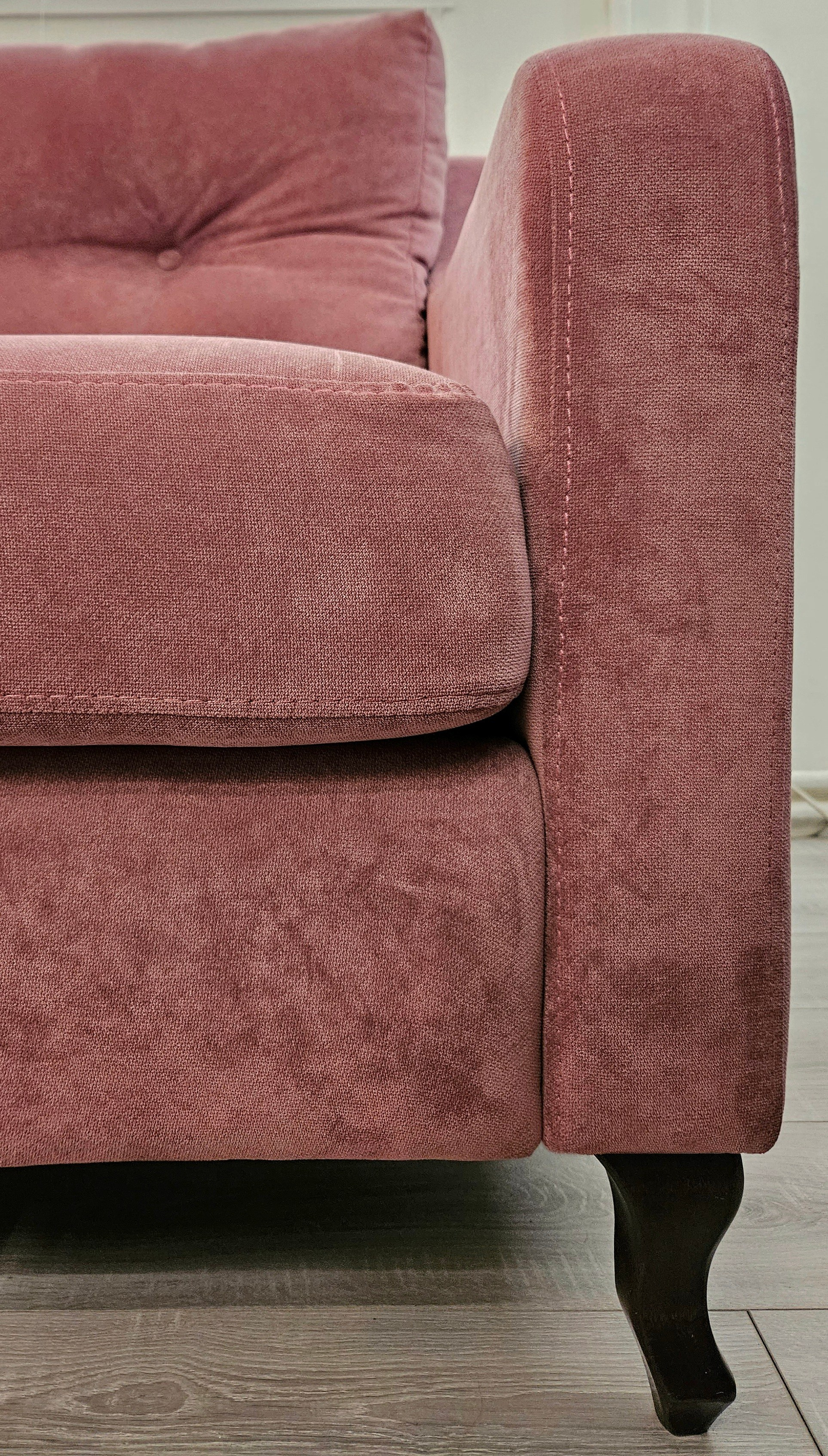 Диван на заказ Изготовление мягкой мебели. Студия интерьерных решений SUNHOUSE. Натяжные потолки, шторы, текстиль