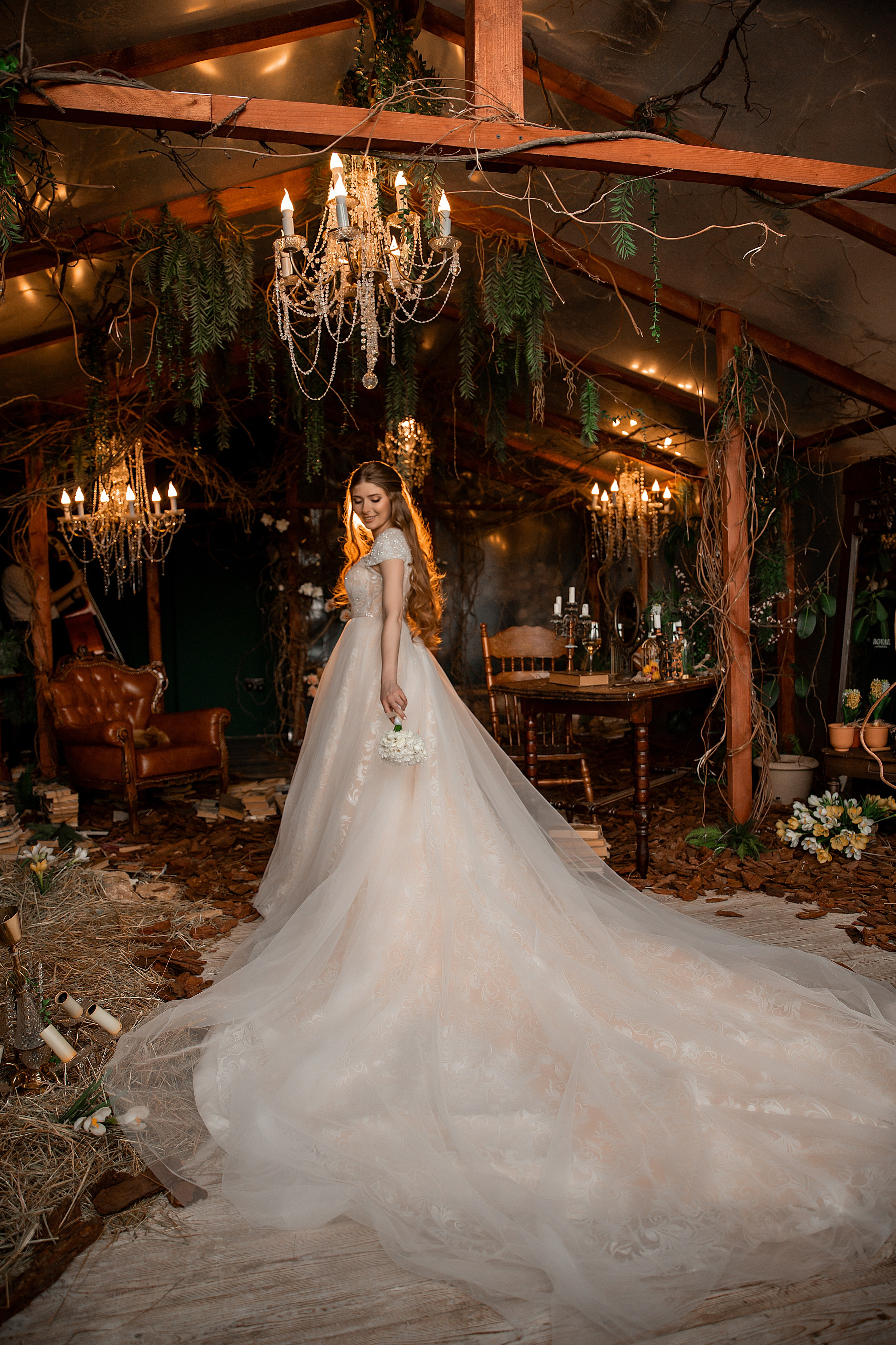 Свадебная история в фотозале Теплица. Семейный и индивидуальный фотограф в Ростове-на-Дону