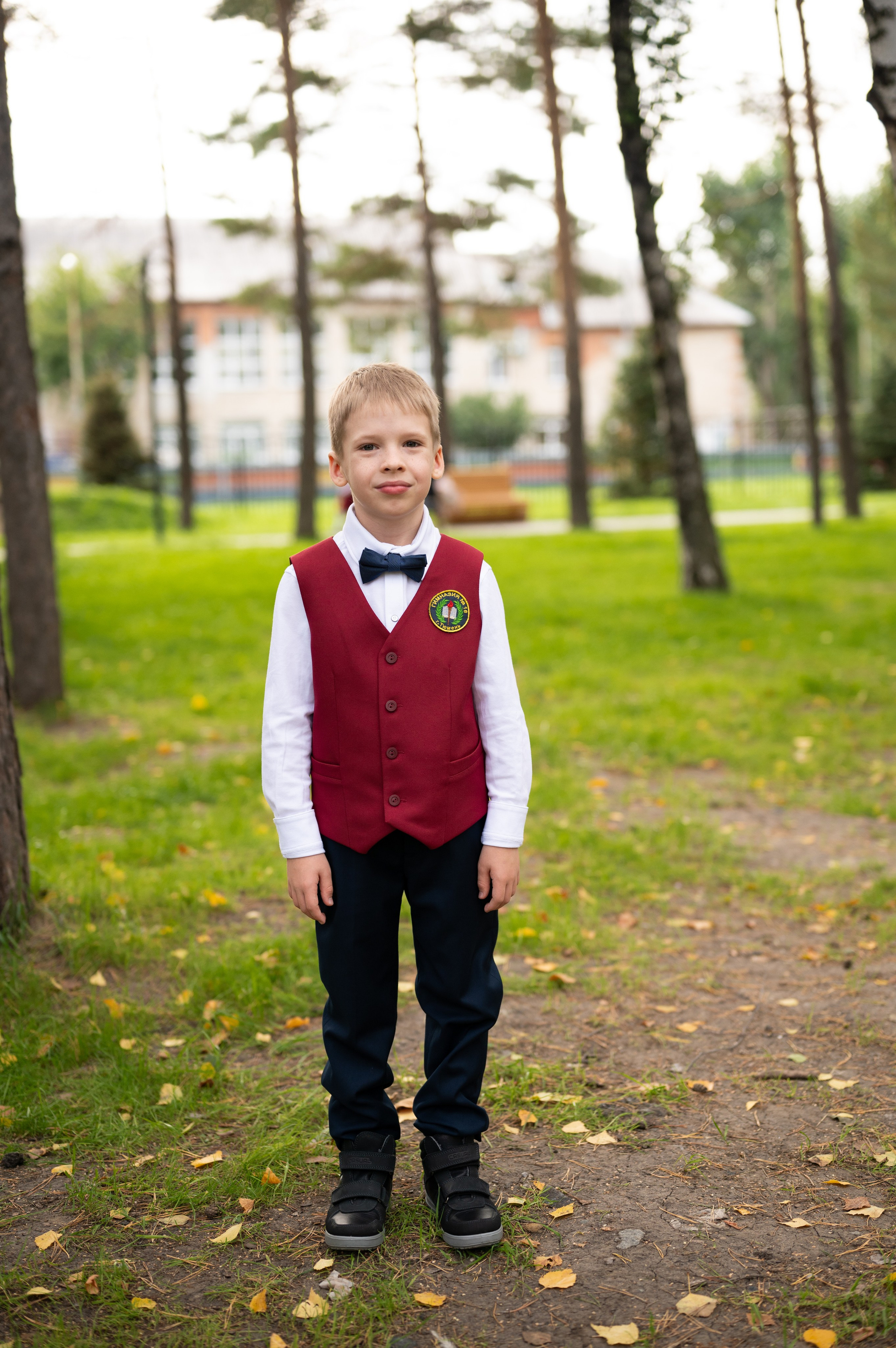 1 сентября 16 гимназия 2 класс (линейка + в классе+ на улице). Фотограф новорожденных, семейный детский в Тюмени Татьяна Морозова