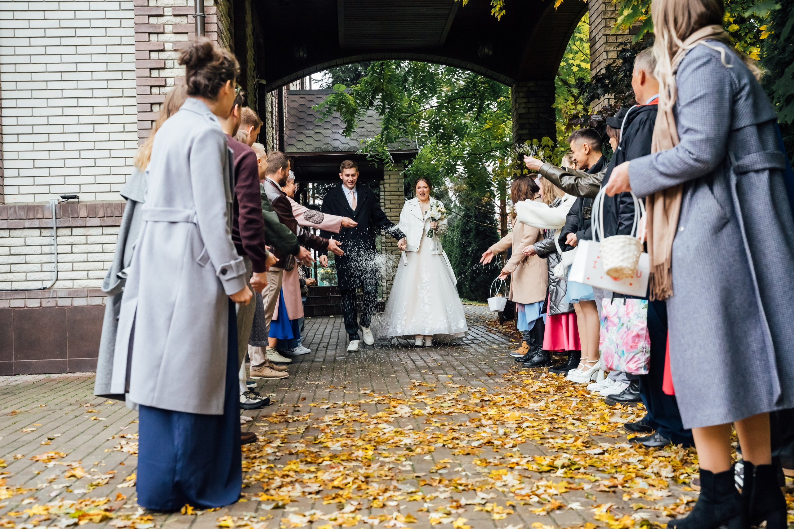 Максим и Анастасия свадебный день. Свадебный фотограф в Коломне, Воскресенске, Егорьевске Владимир Петров
