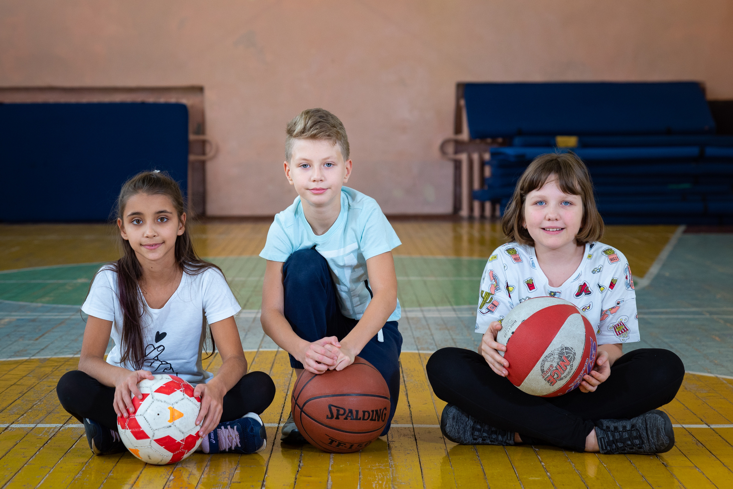 4 класс фотосессия в школе. Выпускные альбомы для детских садов и школ