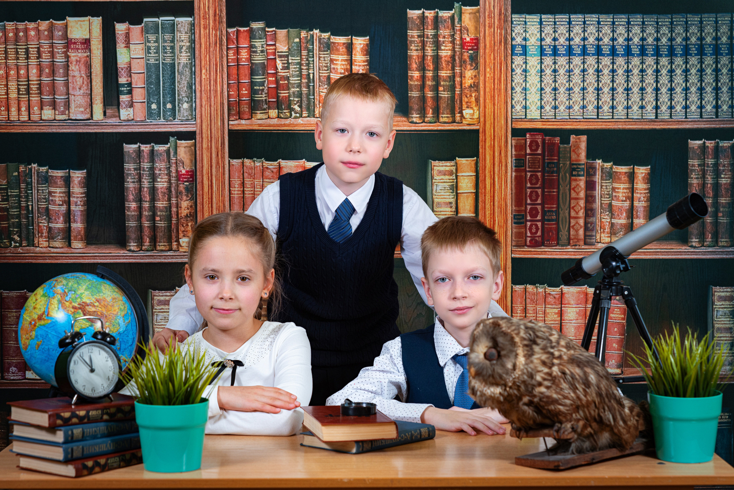 4 класс фотосессия в школе. Выпускные альбомы для детских садов и школ