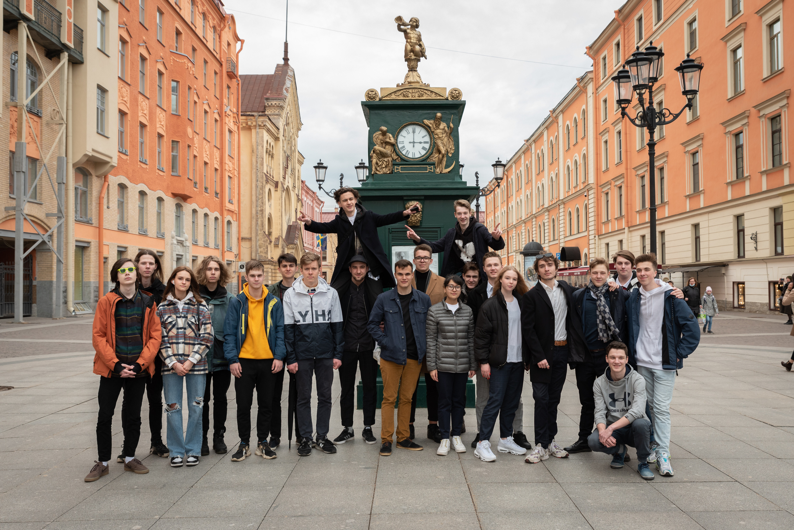 11 класс. Выпускные альбомы для детских садов и школ