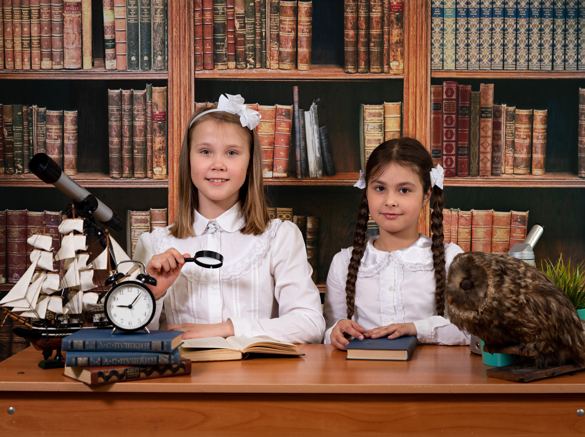 Выездная фотосессия 2 класс Библиотека. Выпускные альбомы для детских садов и школ