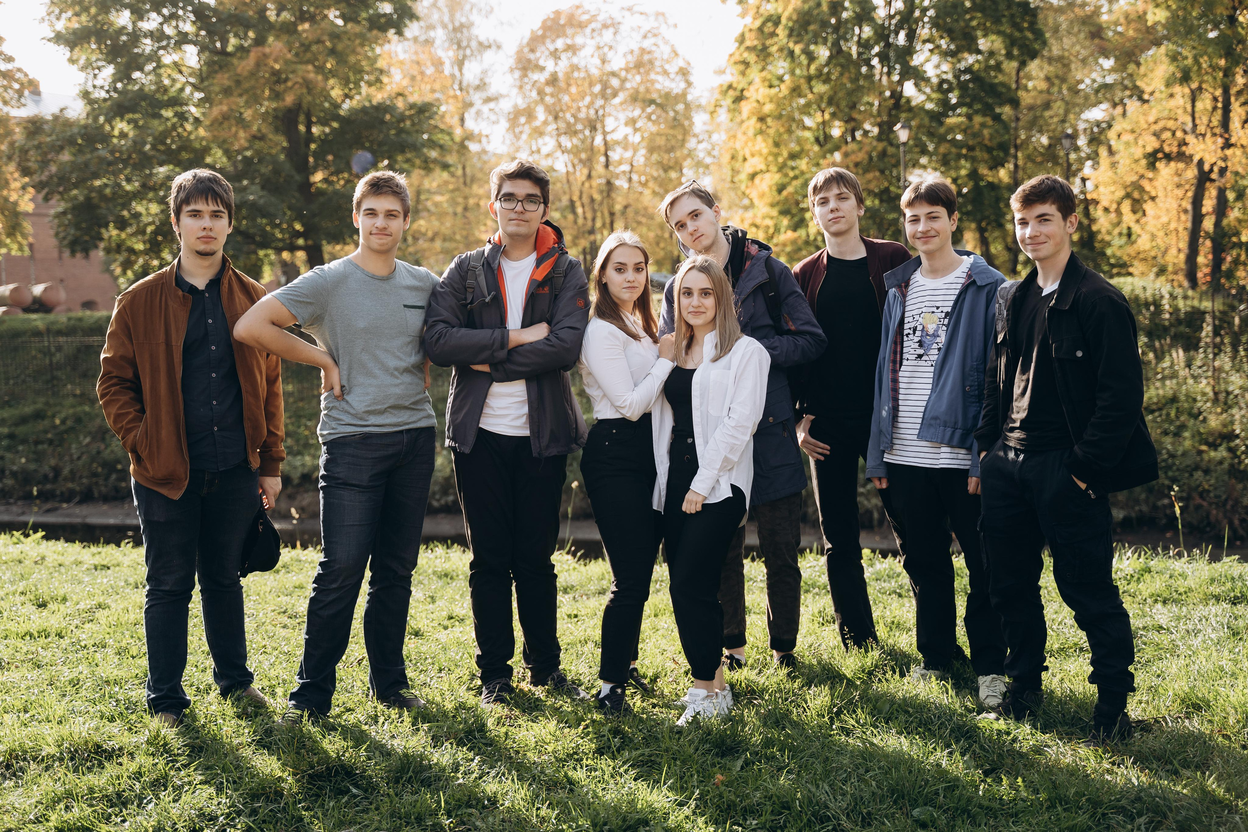 11 класс. Выпускные альбомы для детских садов и школ