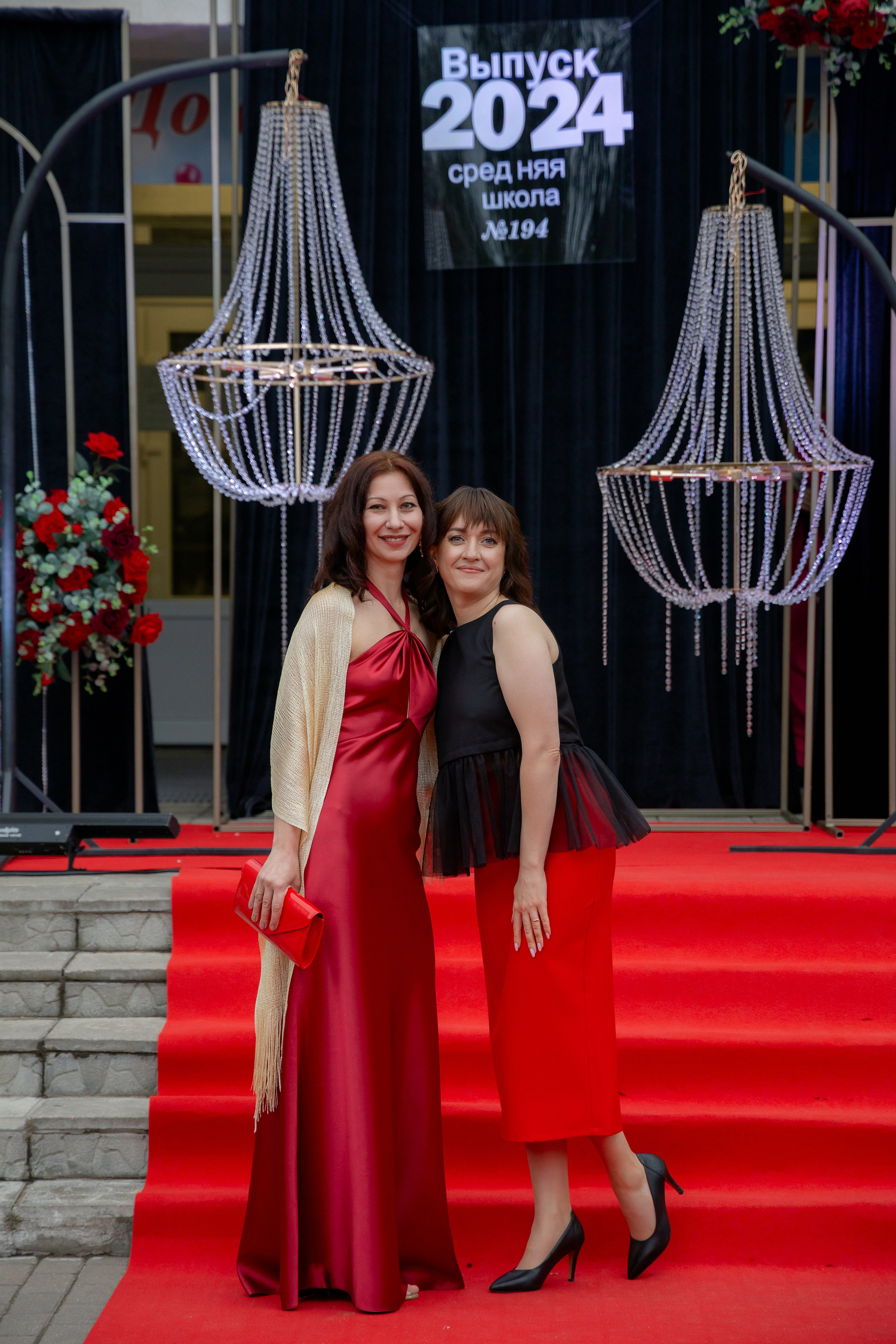 Школьный выпускной 2024 год в Соколе (Минск). Свадебный фотограф в Минске/Беларуси Сергей Спиридонов