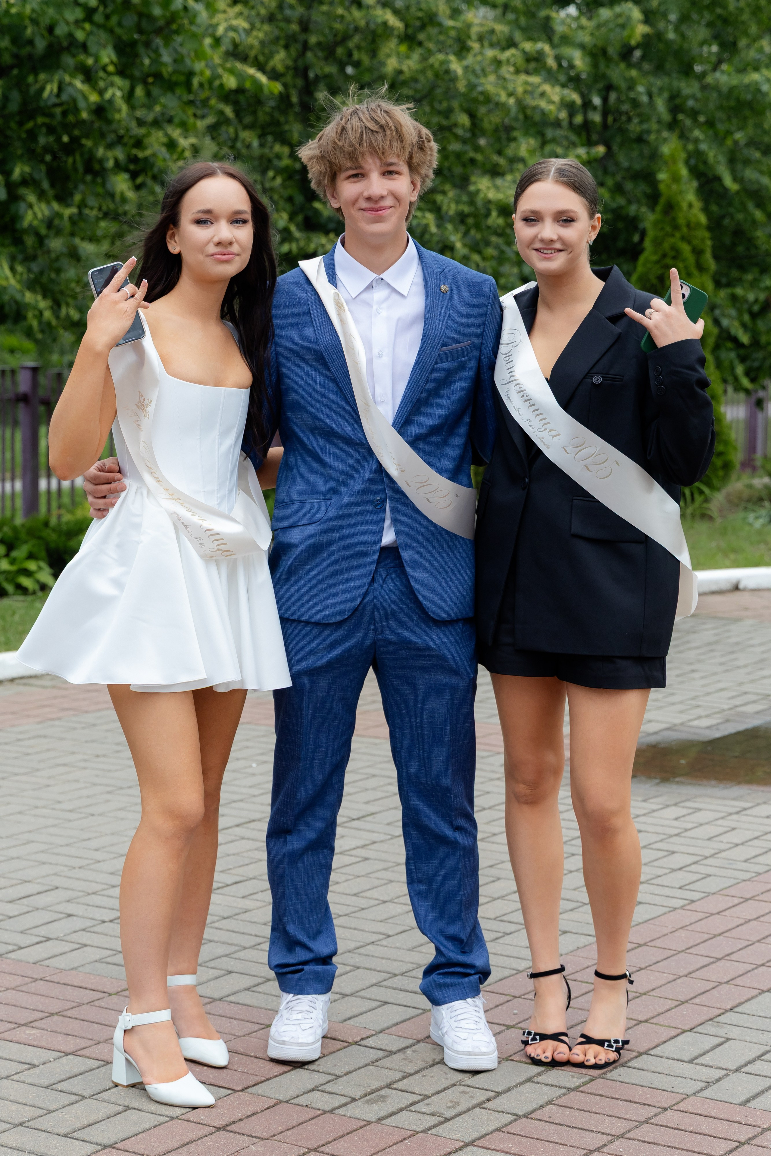 Школьный выпускной 2025 год в Минске, Беларуси. Свадебный фотограф в Минске/Беларуси Сергей Спиридонов