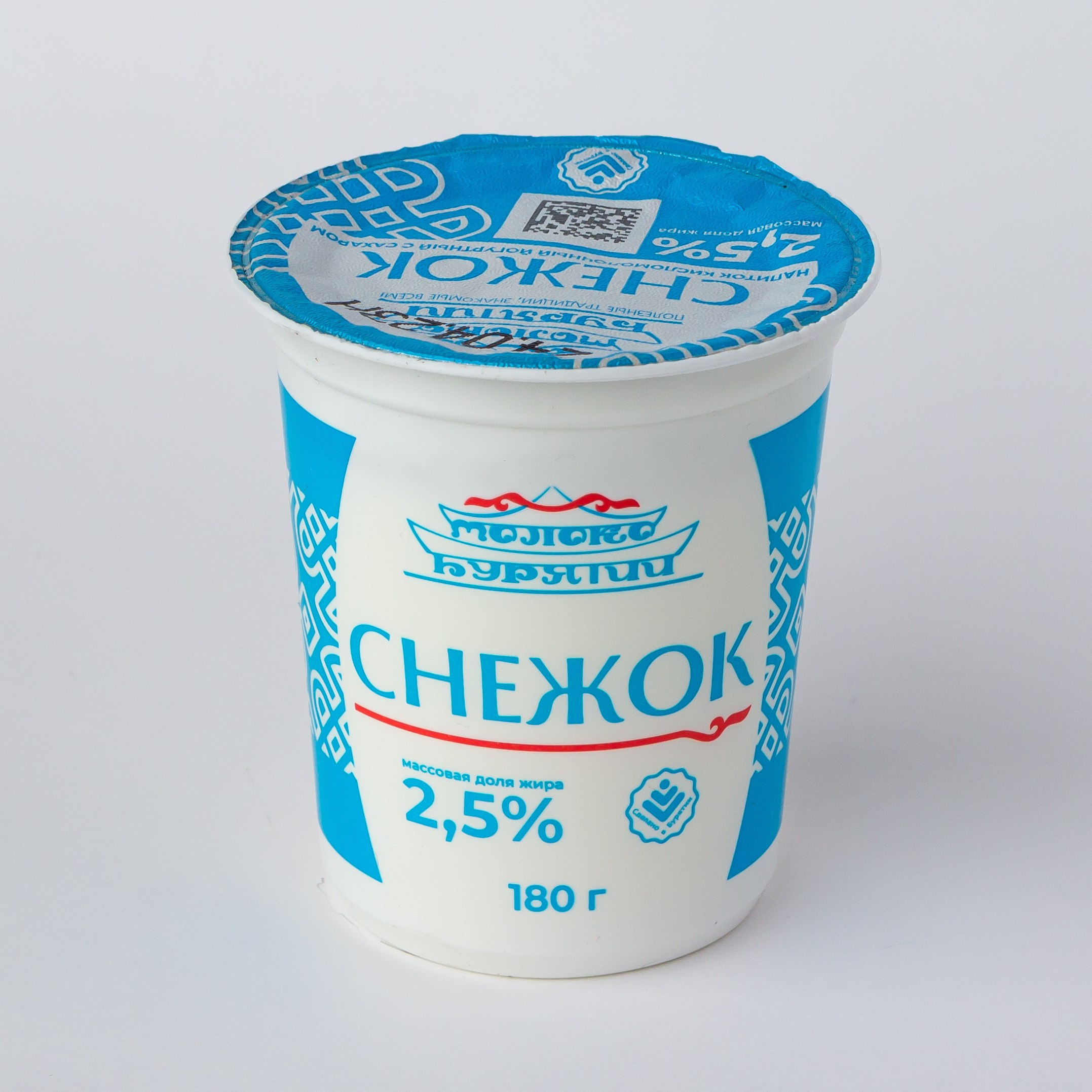 Молоко на белом. Александр Стряпунин — предметный фотограф в Улан-Удэ