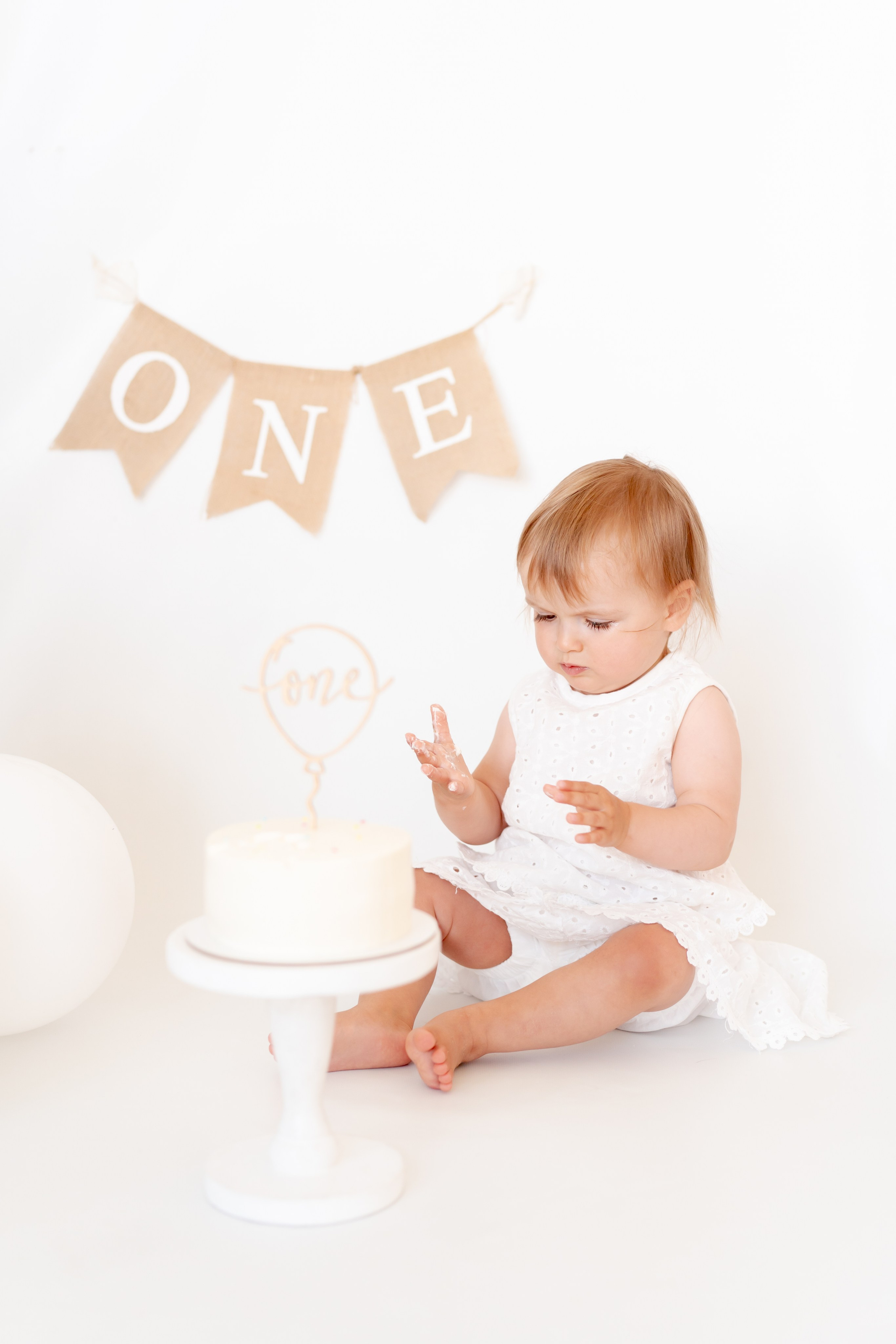 Крушение торта, Smash cake. Детская, семейная фотостудия в Санкт-Петербурге ТЕПЛО