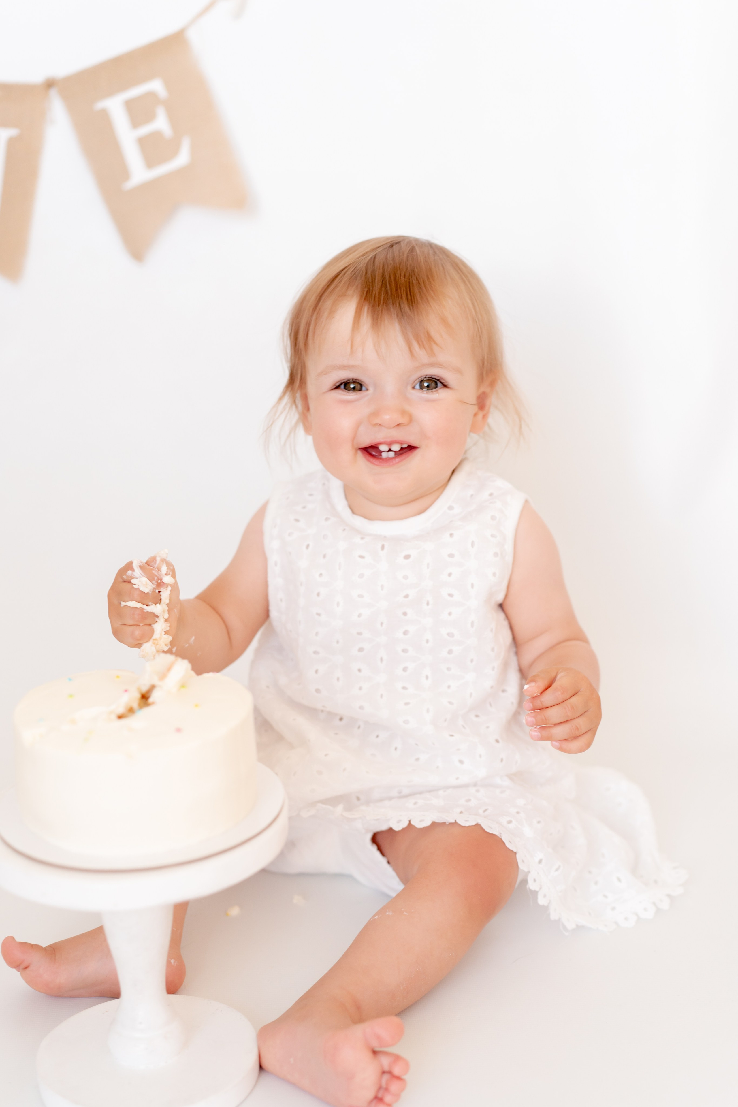Крушение торта, Smash cake. Детская, семейная фотостудия в Санкт-Петербурге ТЕПЛО