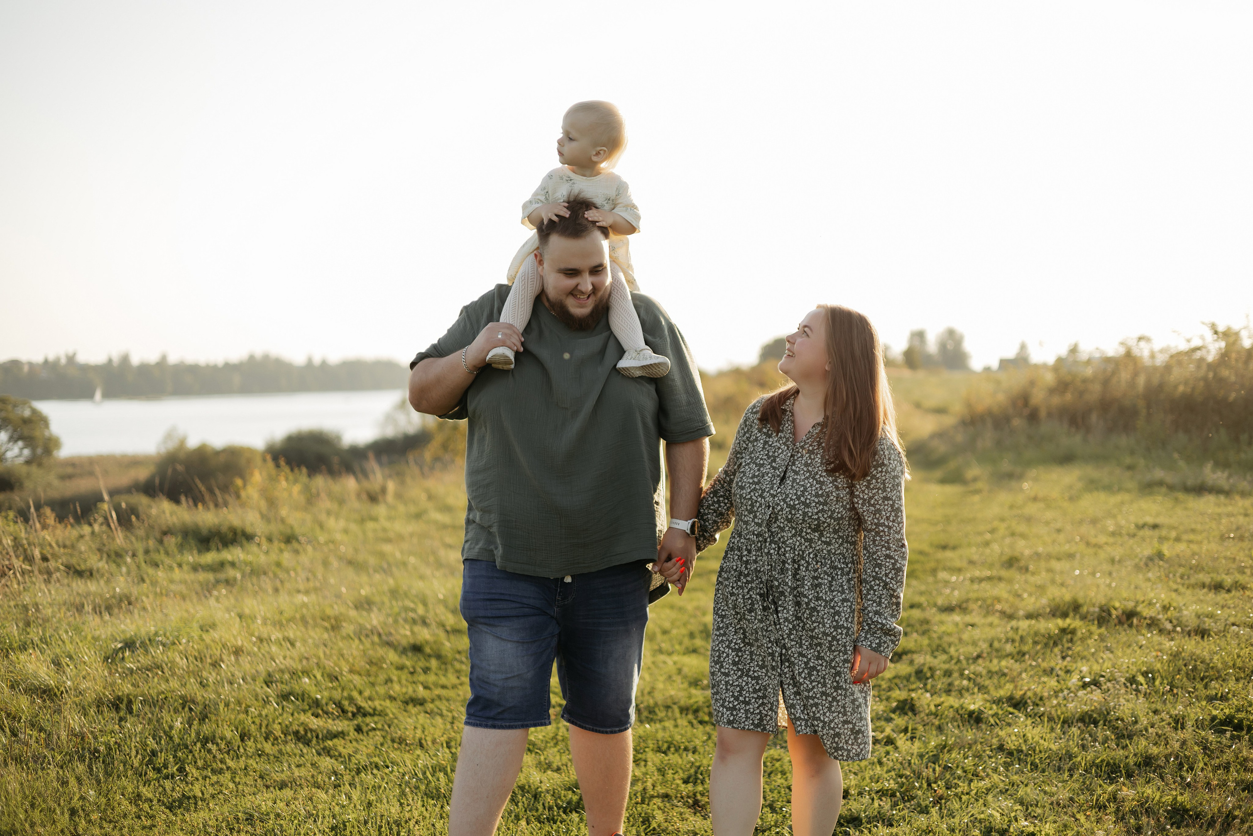 Катя, Илья и Василиса. Свадебный фотограф в Пскове и Санкт-Петербурге | Анна Голикова