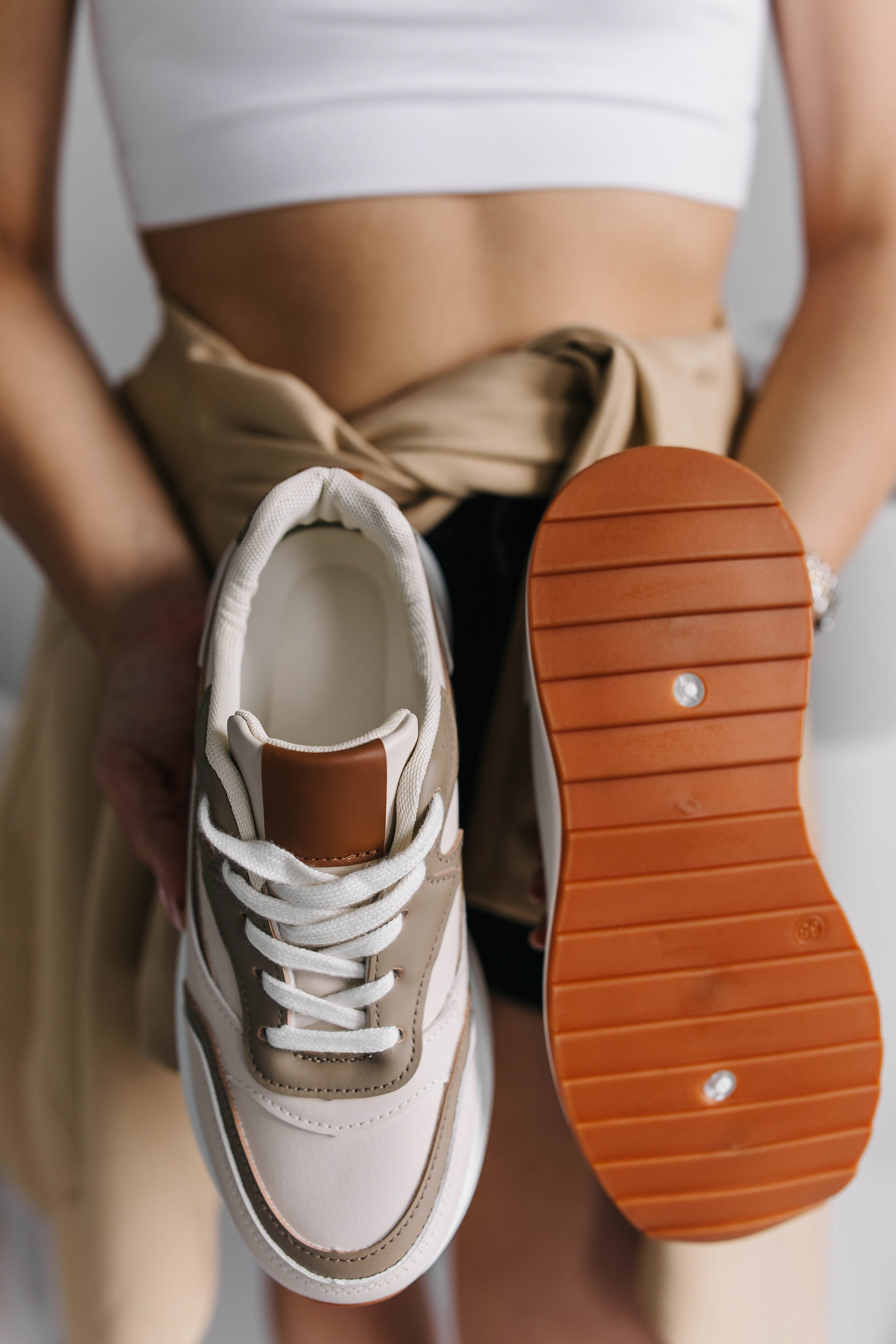 Кроссовки как в Pinterest. Профессиональный фотограф