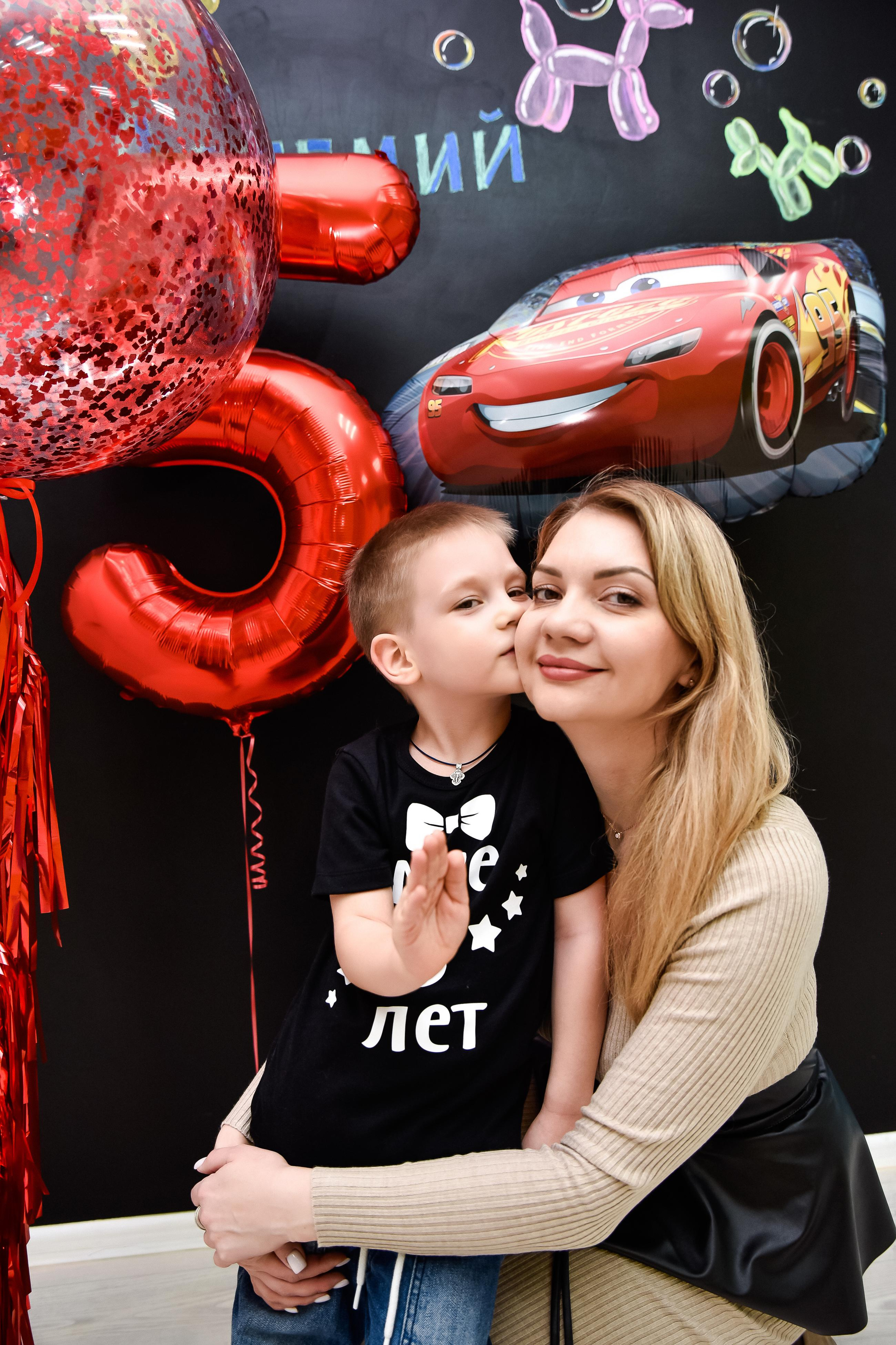 День рождение Артема 5