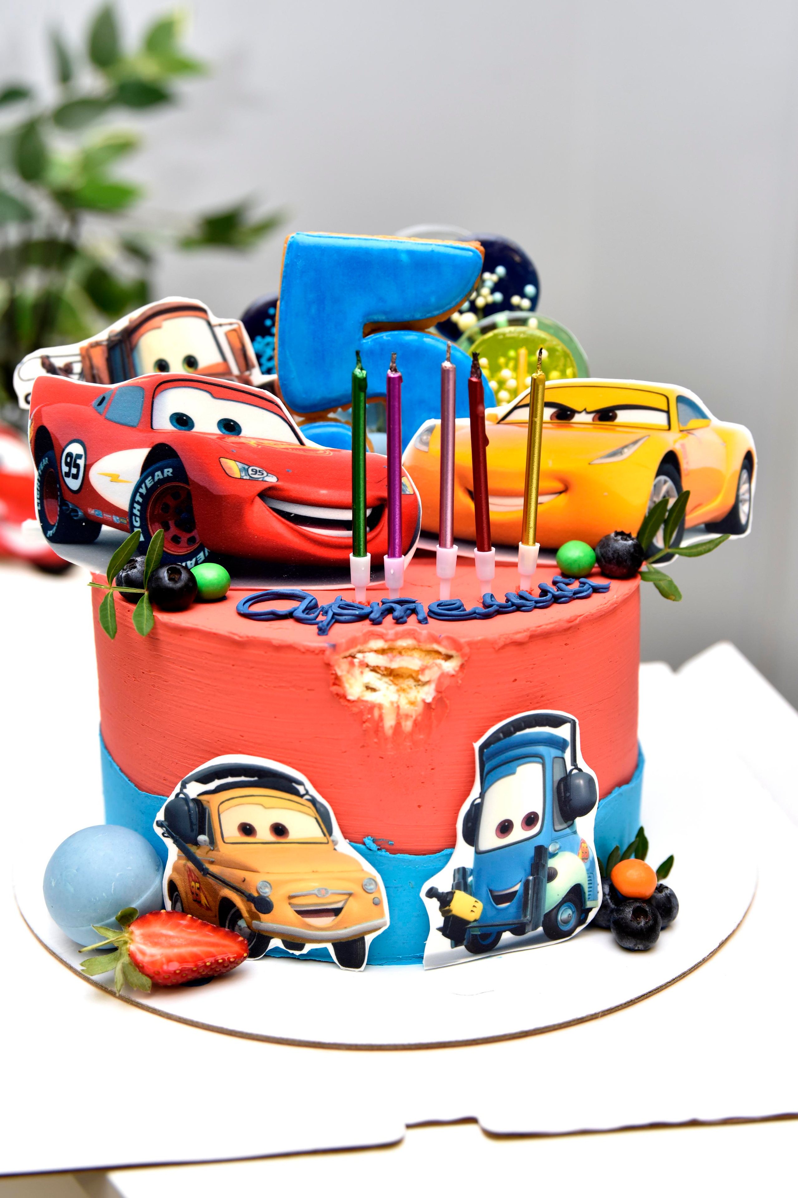 День рождение Артема 5